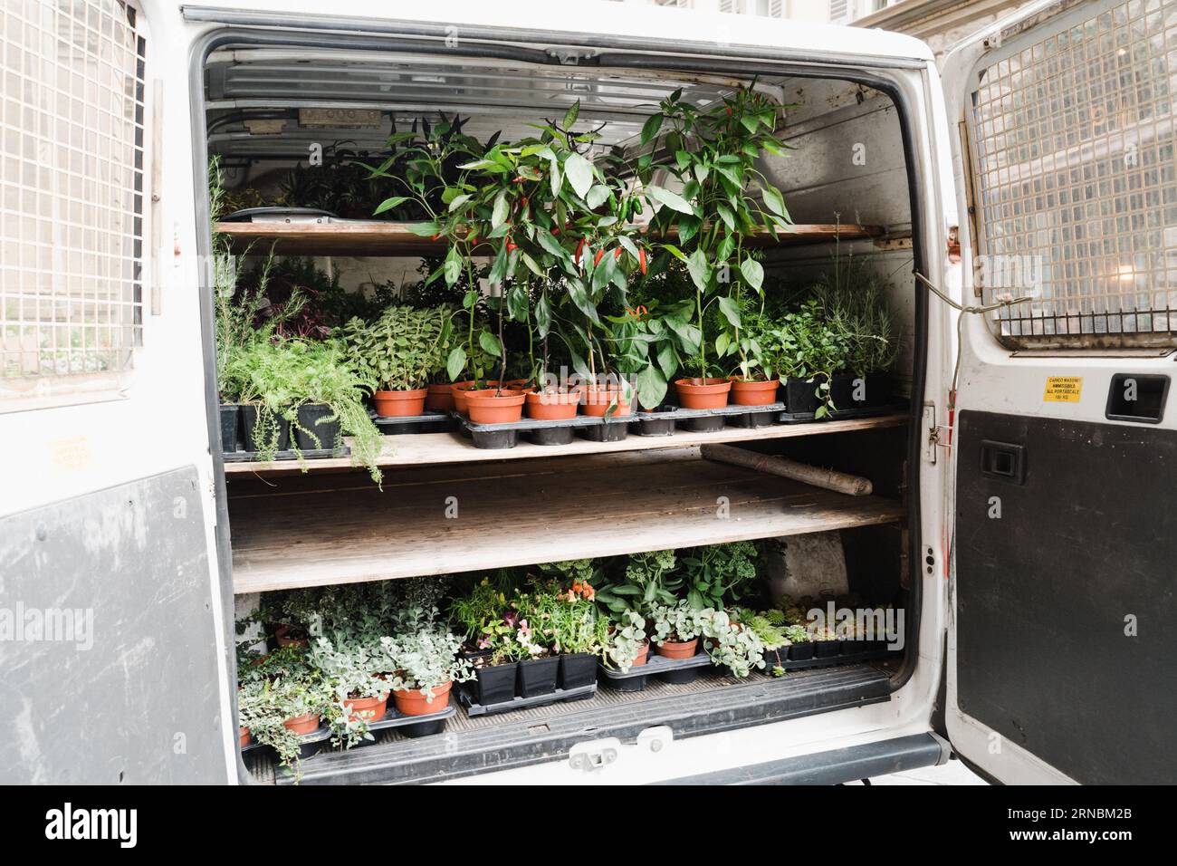 Car delivery wagon hi-res stock photography and images - Alamy