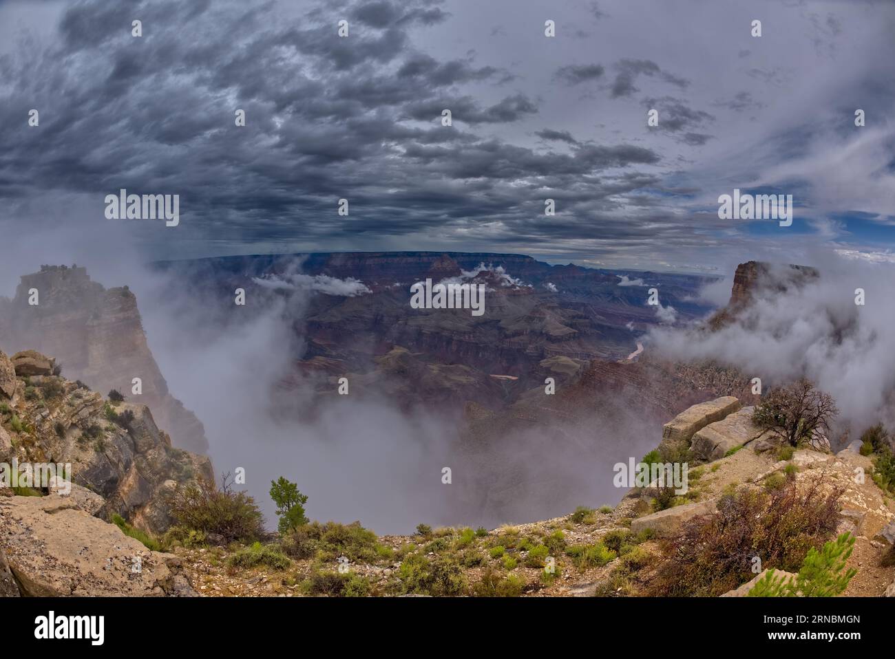 Grand Canyon Moran Point in the Mist Stock Photo - Alamy