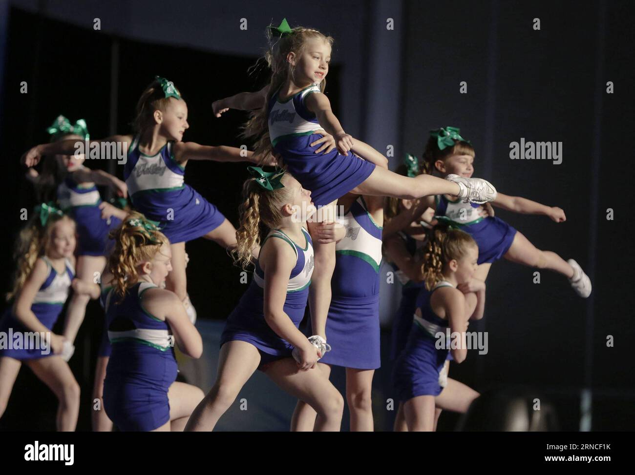 Cheerleading championship hi-res stock photography and images - Alamy