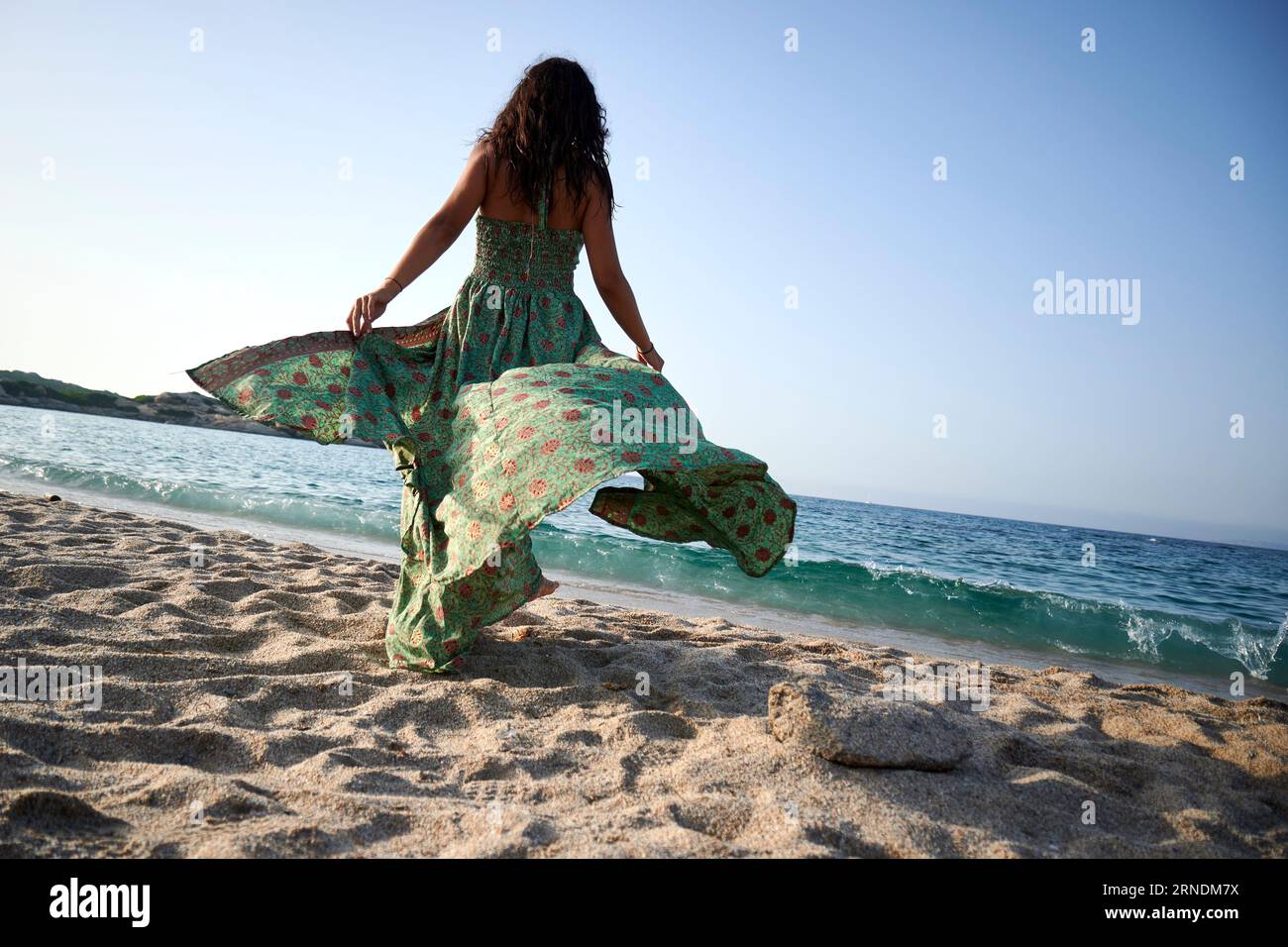 Dress blowing in the wind hi-res stock photography and images - Alamy Dress blowing in the wind hi-res stock photography and images - Alamy