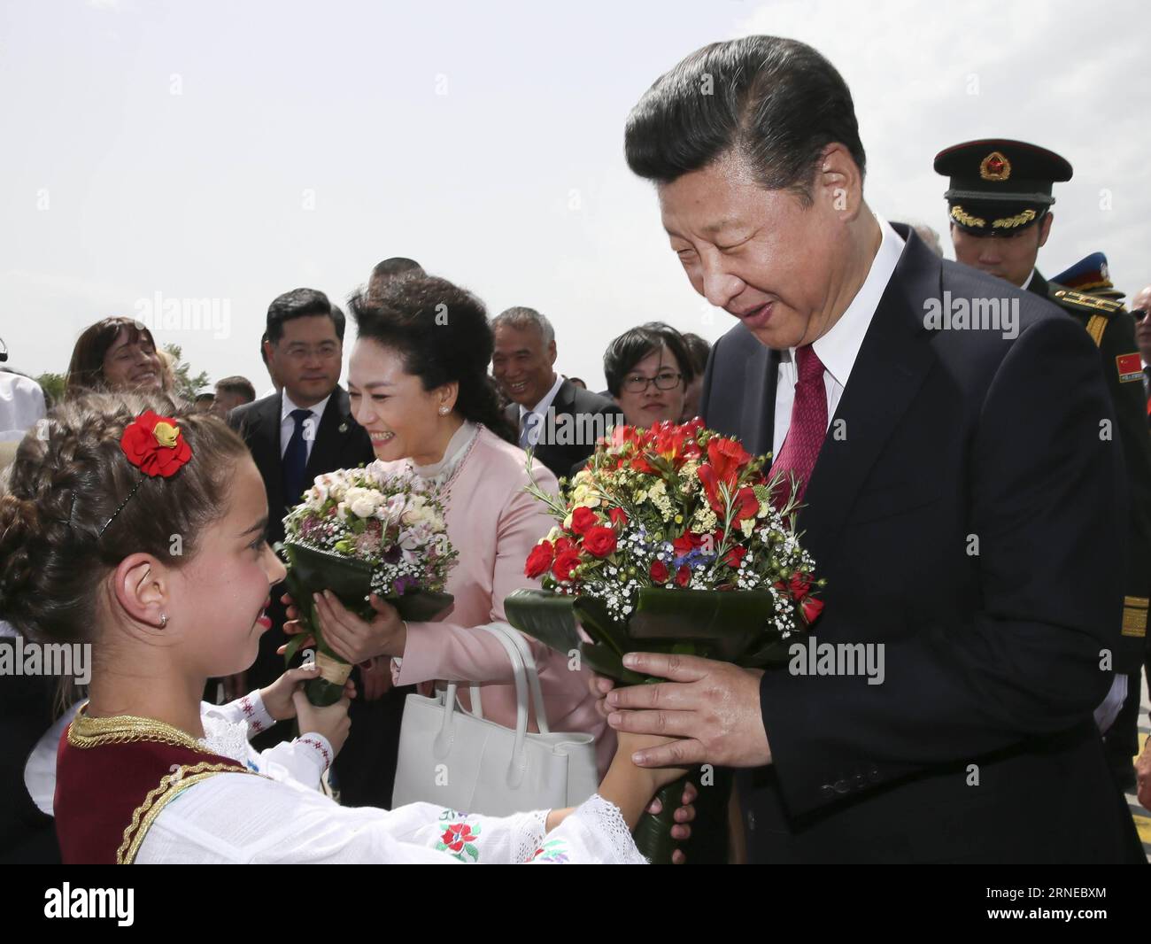 Flowers children president hi-res stock photography and
