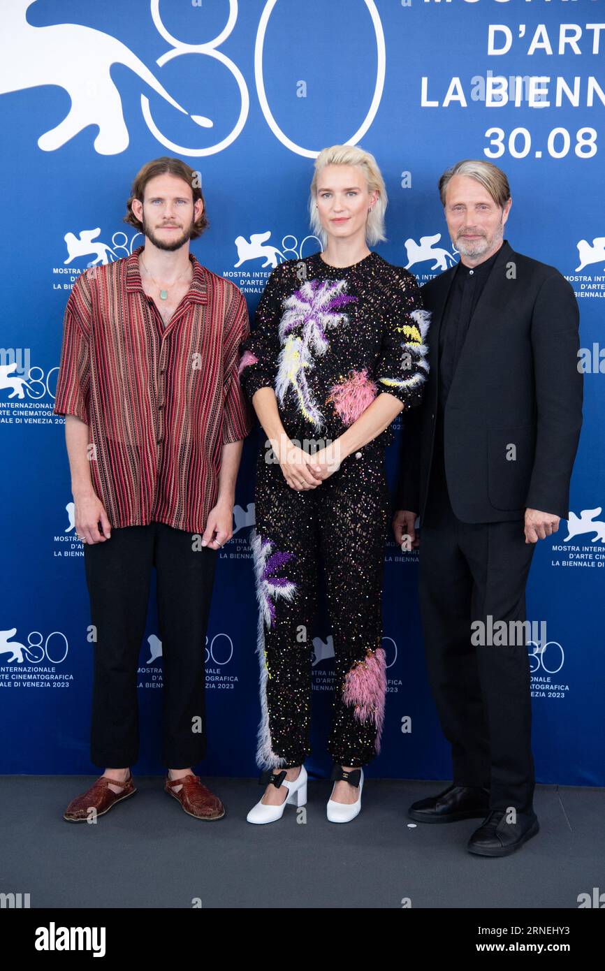Venice, Italy. 01st Sep, 2023. Simon Bennebjerg, Amanda Collin, Nikolaj