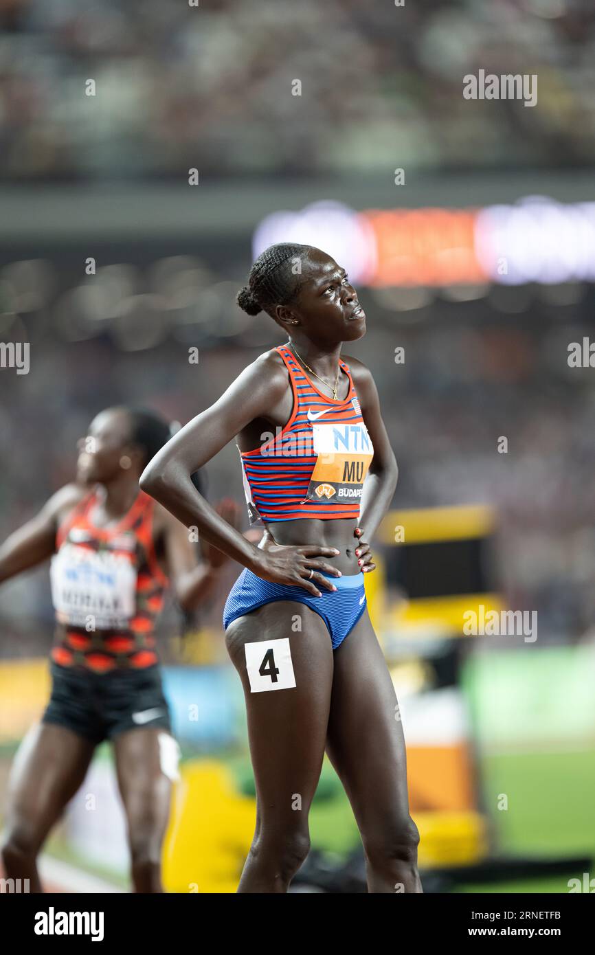 Athing Mu participating in the 800 meters at the World Athletics