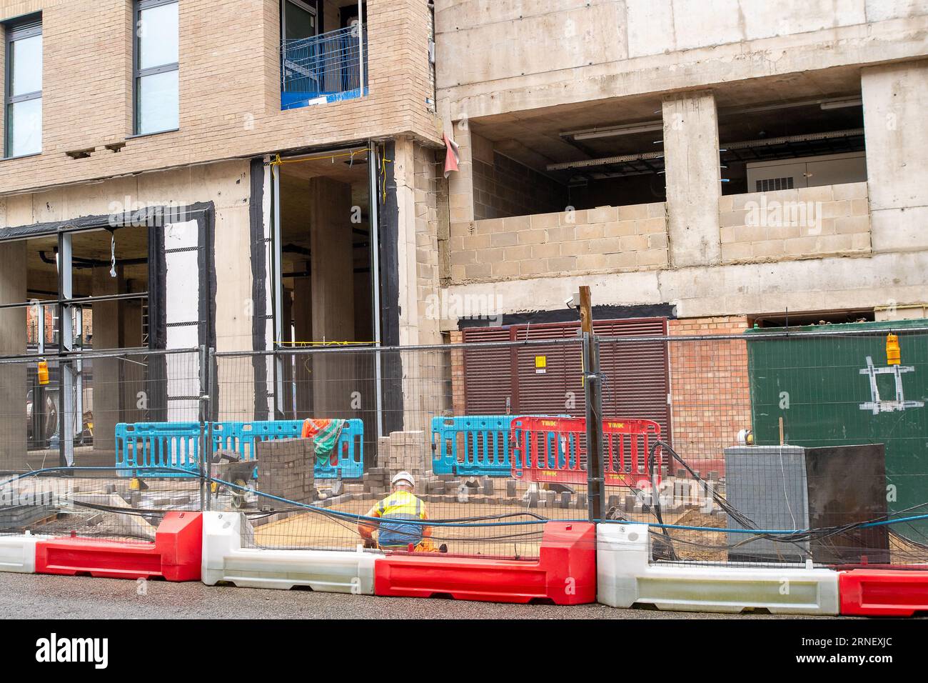 Maidenhead, Berkshire, UK. 1st September, 2023. Hundreds of new build