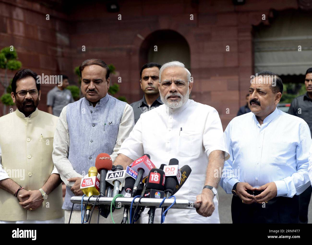 (160718) -- NEW DELHI, July 18, 2016 -- Indian Prime Minister Narendra Modi (2nd R, front) addresses the media at Parliament House upon arrival on the first day of monsoon session in New Delhi, India, July 18, 2016. The monsoon session of Indian lower house began on Monday but was adjourned shortly toTuesday due to the death of Madhya Pradesh MP Dalpat Singh Paraste. ) (sxk) INDIA-NEW DELHI-MONSOON SESSION-PM-MODI Stringer PUBLICATIONxNOTxINxCHN   160718 New Delhi July 18 2016 Indian Prime Ministers Narendra Modes 2nd r Front addresses The Media AT Parliament House UPON Arrival ON The First Da Stock Photo