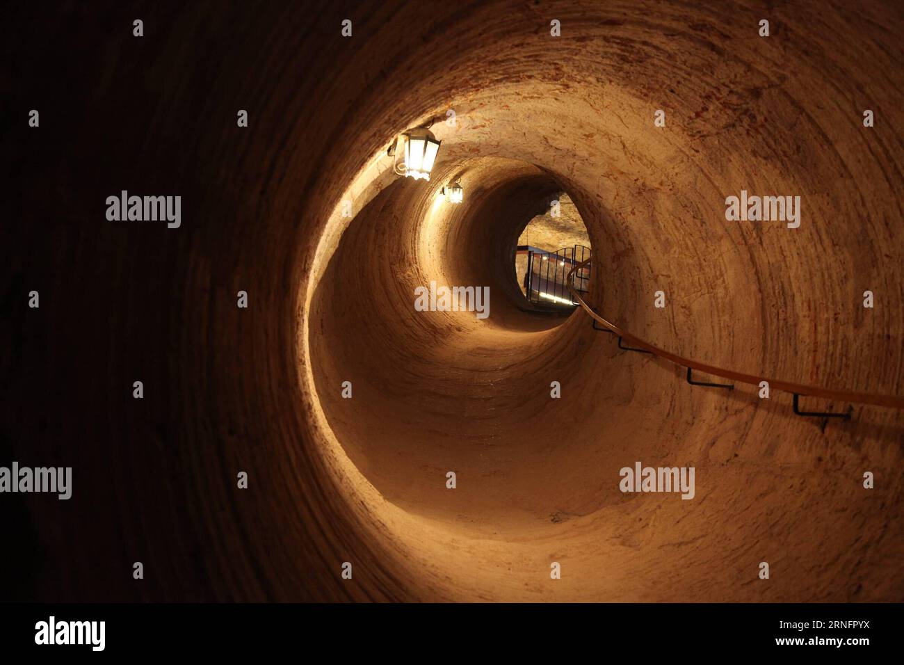 (160821) -- BEIJING, Aug. 21, 2016 -- Photo taken on Aug. 15, 2016 shows an underground tunnel at Umoona Opal Museum in Coober Pedy, Australia. Coober Pedy, the world s largest opal production area, is a town in southern Australia with a population of 1,700. ) WEEKLY CHOICES OF XINHUA PHOTO XuxHaijing PUBLICATIONxNOTxINxCHN   160821 Beijing Aug 21 2016 Photo Taken ON Aug 15 2016 Shows to Underground Tunnel AT  Opal Museum in Coober Pedy Australia Coober Pedy The World S Largest Opal Production Area IS a Town in Southern Australia With a Population of 1 700 Weekly Choices of XINHUA Photo XuxHai Stock Photo