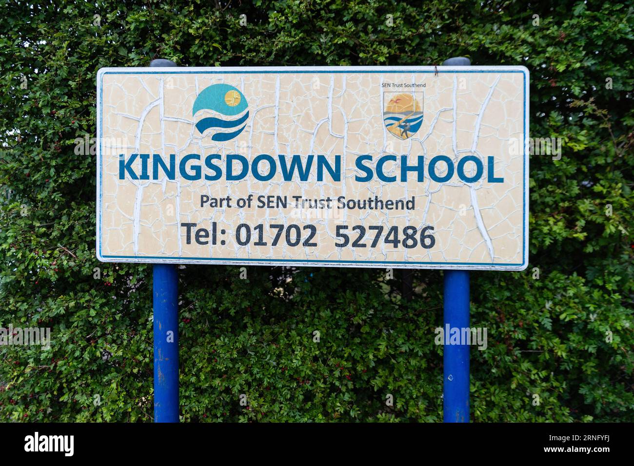 Kingsdown Signs Kingsdown school hi-res stock photography and images - Alamy
