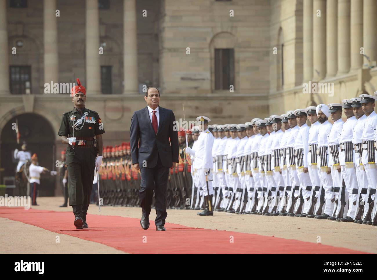 (160902) -- NEW DELHI, Sept. 2, 2016 -- Egyptian President Abdel Fattah al-Sisi (2nd L) inspects Indian guards of honor during the welcome ceremony at the Indian Presidential Palace in New Delhi, capital of India, Sept. 2, 2016. India and Egypt agreed on Friday to bolster their defense and security ties to deal with the growing threats of terrorism and radicalization. )(zw) INDIA-NEW DELHI-EGYPTIAN PRESIDENT-VISIT ParthaxSarkar PUBLICATIONxNOTxINxCHN   160902 New Delhi Sept 2 2016 Egyptian President Abdel Fattah Al Sisi 2nd l inspect Indian Guards of HONOR during The Welcome Ceremony AT The In Stock Photo