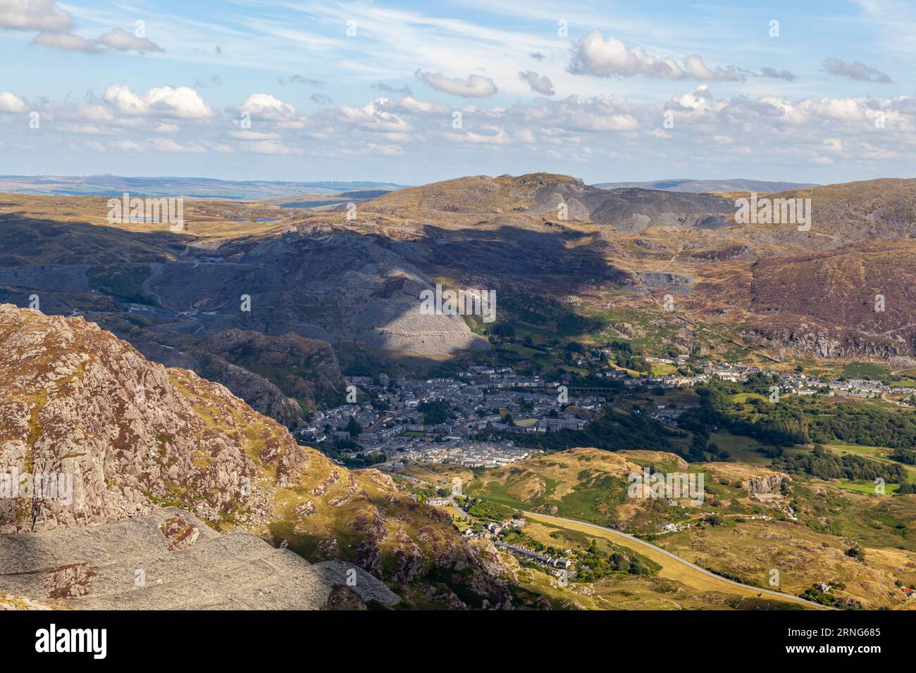 Hydd Looking down from Moel Yr Hydd onto the slate minning town of Blaenau ...