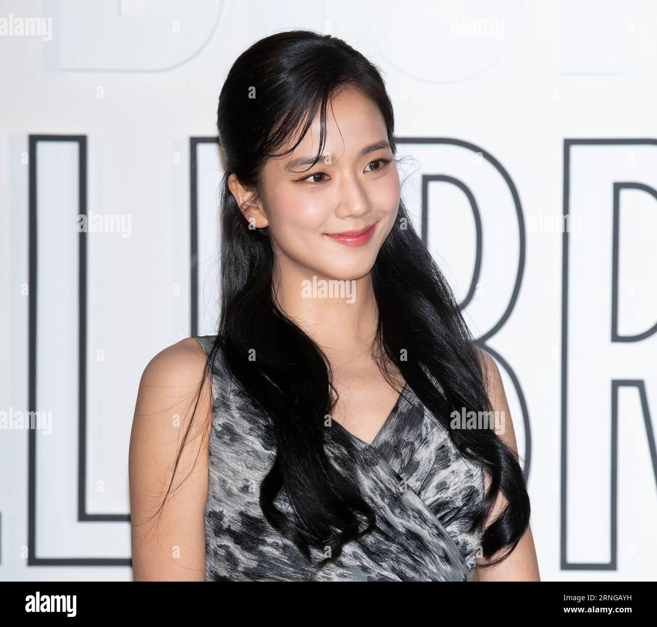 Seoul, South Korea. 1st Sep, 2023. South Korean vocal Jisoo, member of girl  group Black Pink, attends a photocall for the DIOR Lady Dior Celebration  Exhiibition in Seoul, South Korea on September