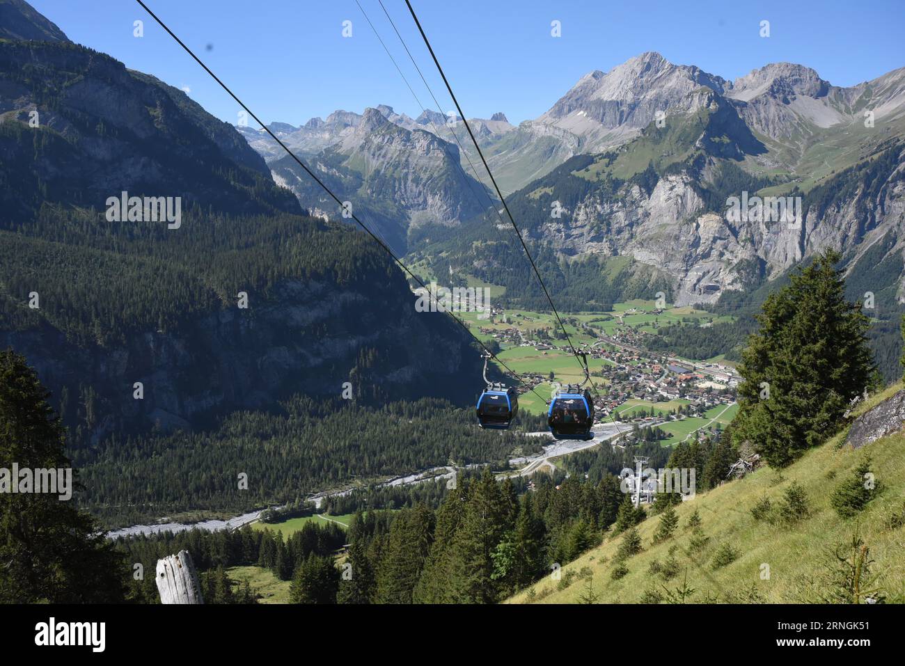 Kandersteg, Cable car Stock Photo - Alamy