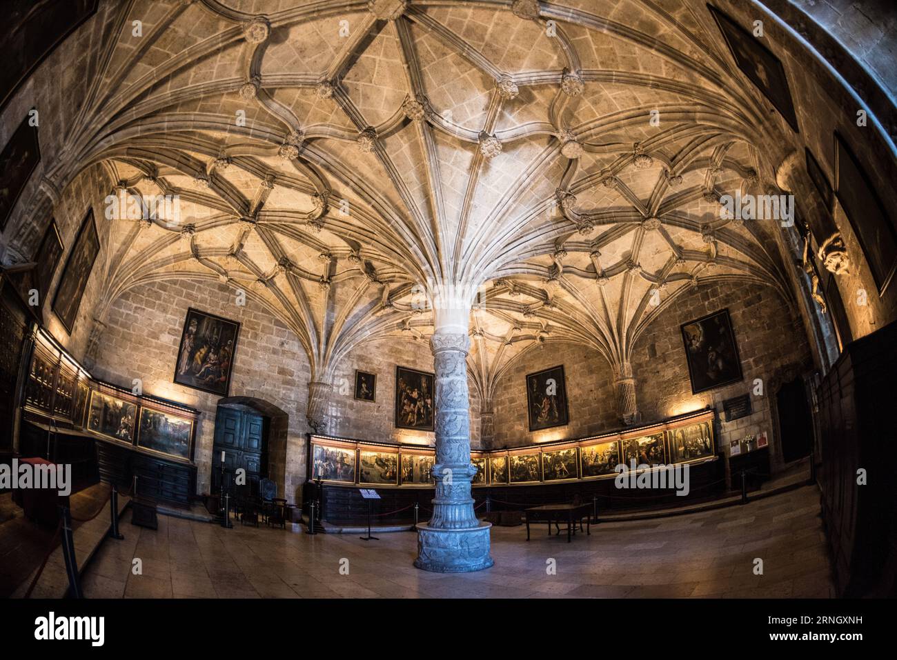 Mosteiro dos Jeronimos Vaulted Ceilings Manueline Architecture Lisbon ...
