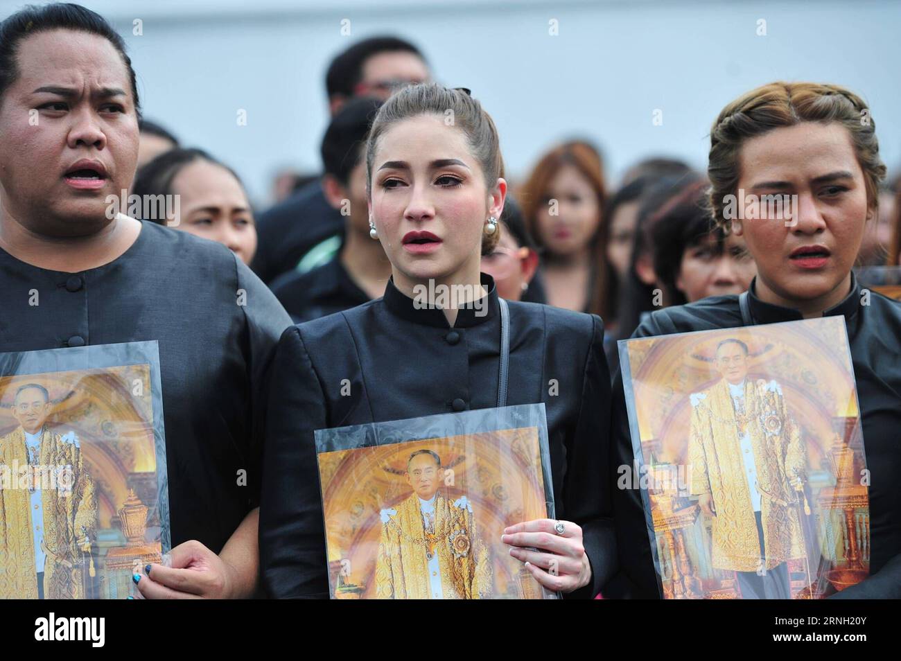 Royal Ranthom Thai royal anthem hi-res stock photography and images - Alamy