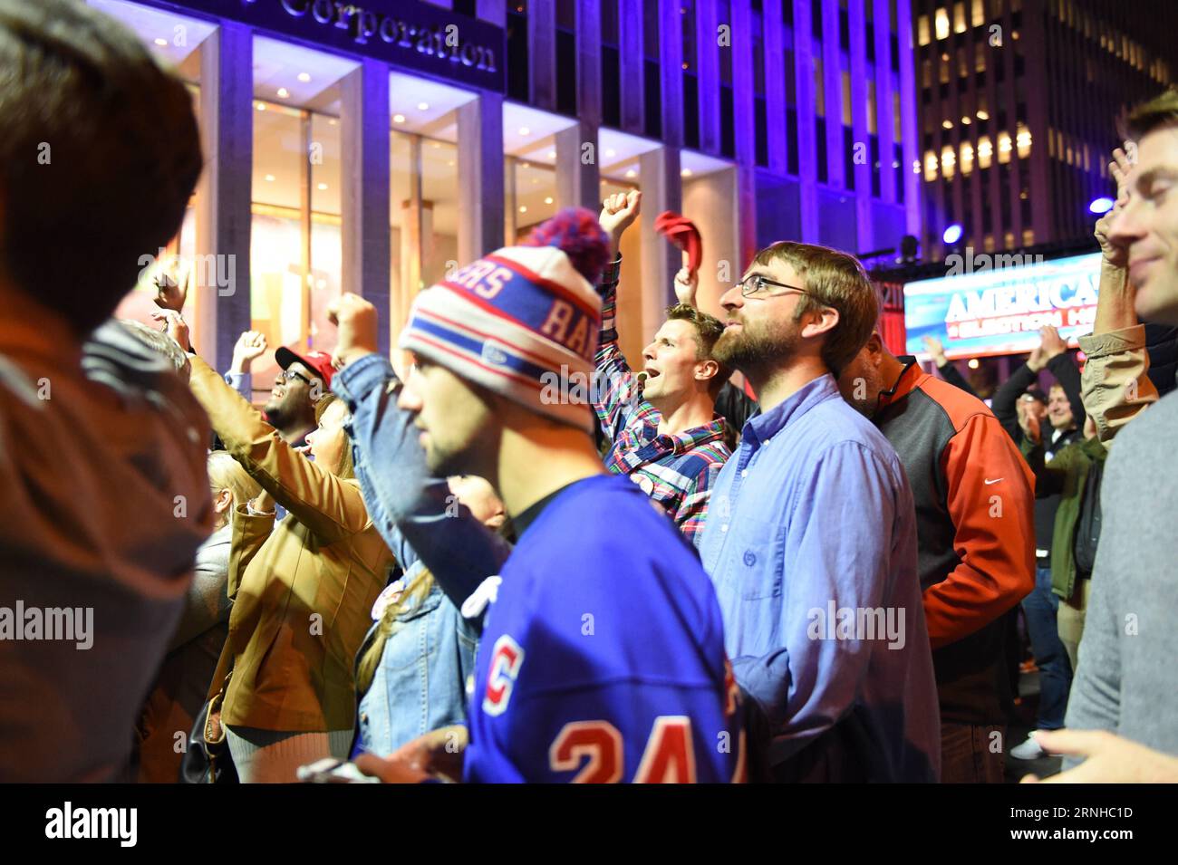 NEW YORK, Nov. 8, 2016 -- Supporters of U.S. Republican presidential candidate Donald Trump watch the process of the presidential elections outside the Fox news corporation building, New York, the United States, on Nov. 8, 2016. ) U.S.-NEW YORK-DONALD TRUMP-SUPPORTERS BaoxDandan PUBLICATIONxNOTxINxCHN   New York Nov 8 2016 Supporters of U S Republican Presidential Candidate Donald Trump Watch The Process of The Presidential Elections outside The Fox News Corporation Building New York The United States ON Nov 8 2016 U S New York Donald Trump Supporters baoxdandan PUBLICATIONxNOTxINxCHN Stock Photo