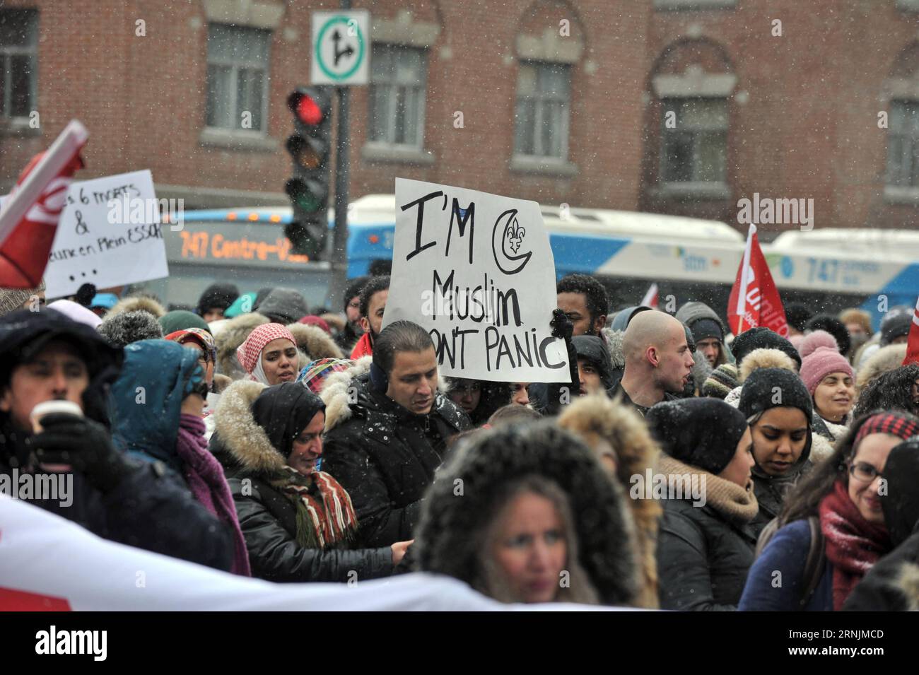 Anschlag in Quebec - Pro-muslimische Demonstration (170205) -- MONTREAL, Feb. 4, 2017 -- People take to the street to show solidarity with the Muslim community in Quebec city, where six Muslim people were killed in a terrorist attack last Sunday, in Montreal, Canada, Feb. 4, 2017. ) (sxk) CANADA-MONTREAL-QUEBEC TERRORIST ATTACK-RALLY KadrixMohamed PUBLICATIONxNOTxINxCHN   Stop in Quebec pro Muslim Demonstration  Montreal Feb 4 2017 Celebrities Take to The Street to Show Solidarity With The Muslim Community in Quebec City Where Six Muslim Celebrities Were KILLED in a Terrorist Attack Load Sunda Stock Photo