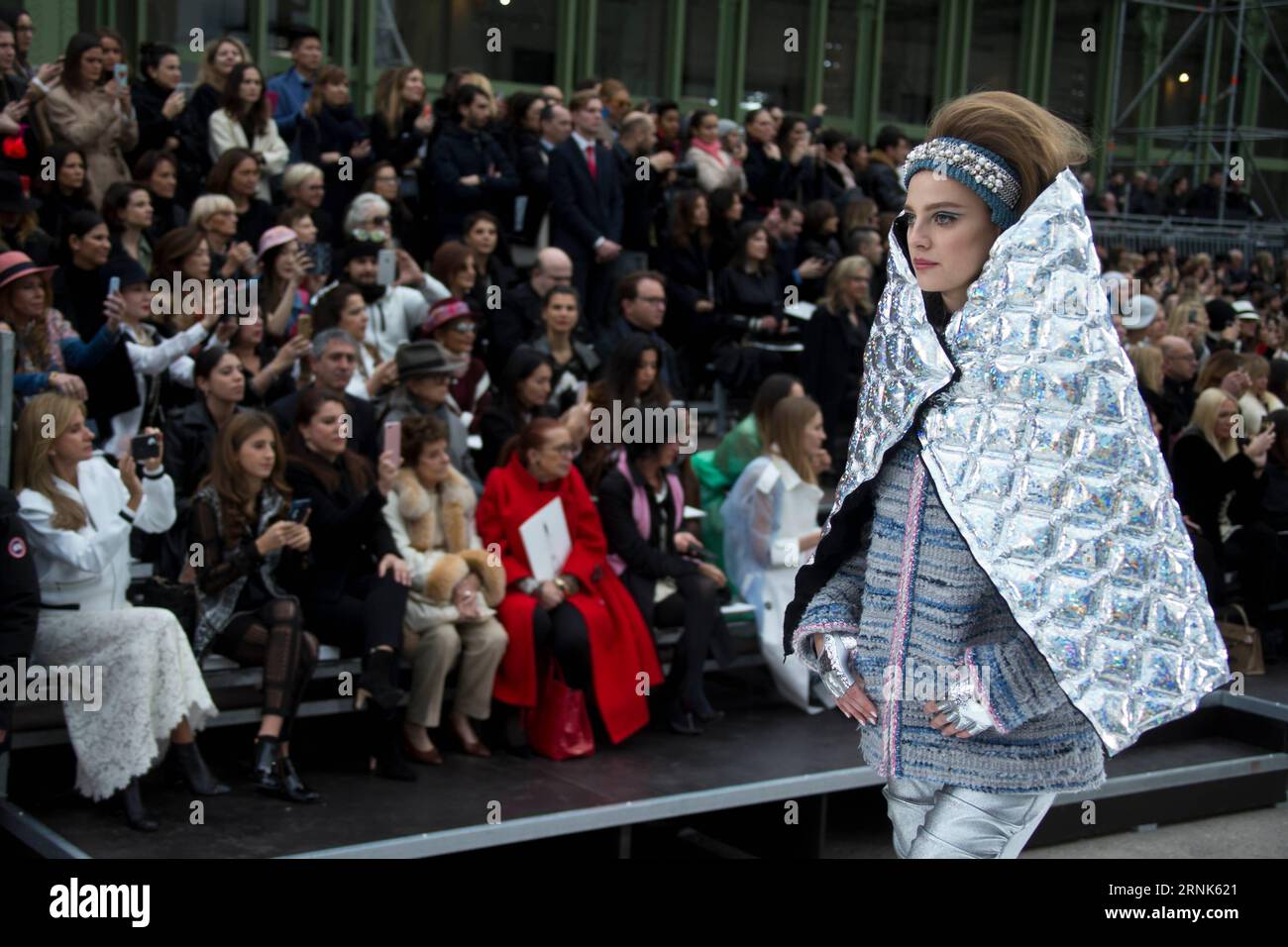 Chanel fall 2017 ready to wear hi-res stock photography and images - Alamy