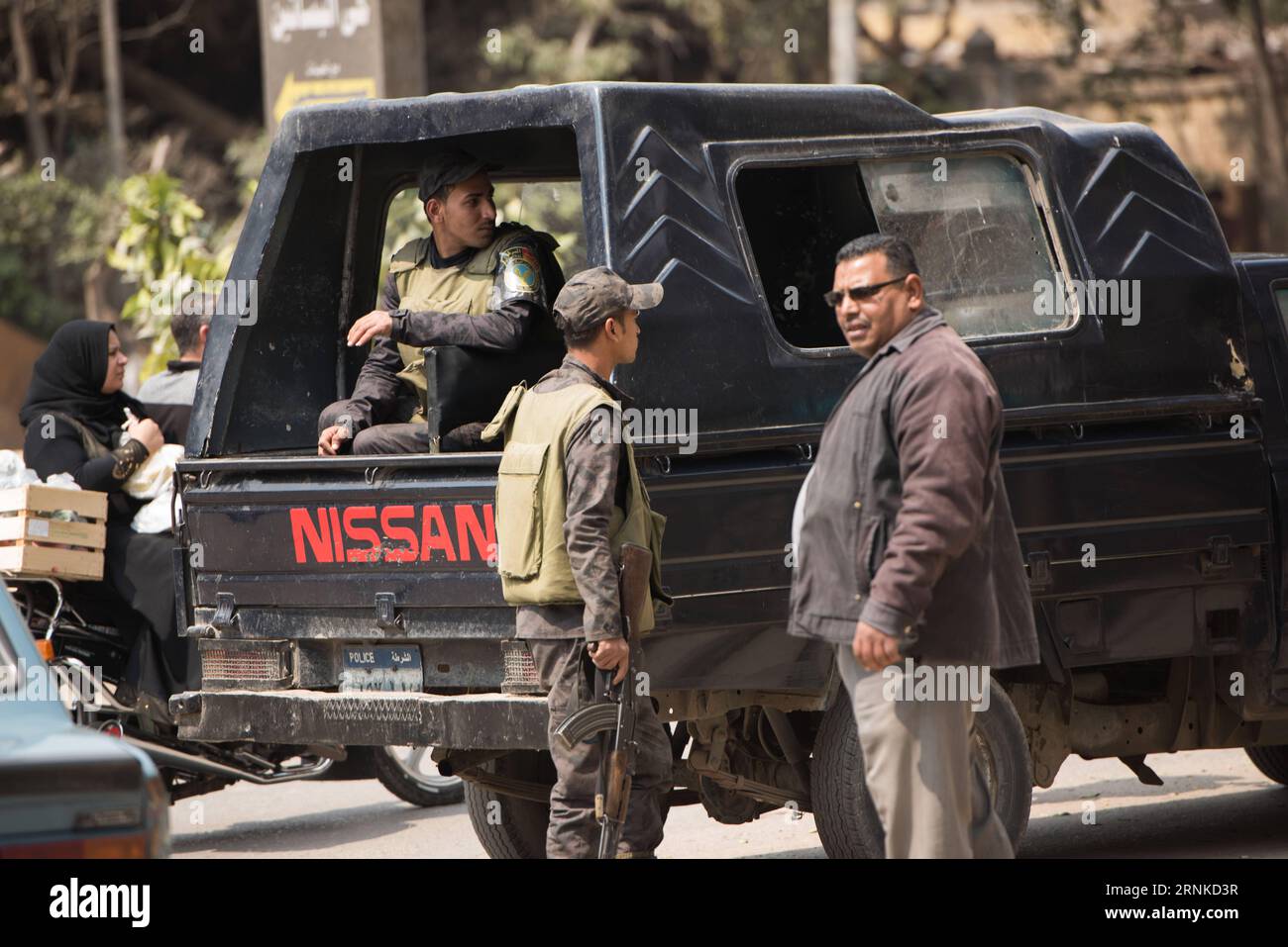 (170324) -- CAIRO, March 24, 2017 -- Policemen stand guard at the explosion site at Maadi district in Cairo, Egypt, March 24, 2017. One person was killed and four others wounded on Friday when an explosive device went off in a garden in Maadi district southeastern the capital Cairo, the interior ministry said in a statement. ) (zw) EGYPT-CAIRO-BLAST MengxTao PUBLICATIONxNOTxINxCHN   Cairo March 24 2017 Policemen stand Guard AT The Explosion Site AT Maadi District in Cairo Egypt March 24 2017 One Person what KILLED and Four Others Wounded ON Friday When to Explosive Device Went off in a Garden Stock Photo