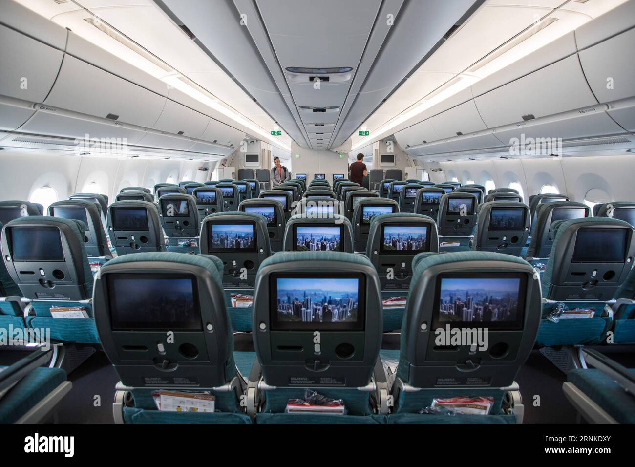 170326 TEL AVIV, March 26, 2017 Press visit the cabin of a Cathay