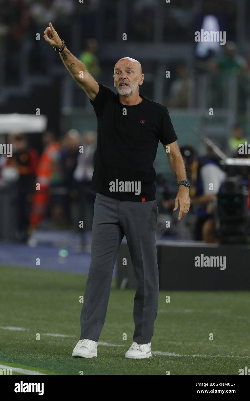 Coach of milan hi-res stock photography and images - Page 6 - Alamy