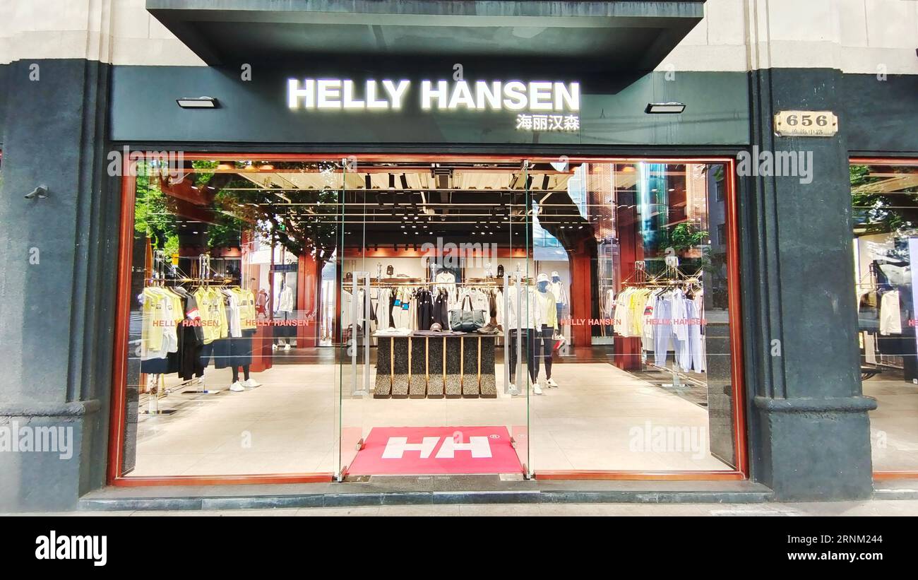 SHANGHAI, CHINA - SEPTEMBER 1, 2023 - People walk past Norwegian outdoor  brand Helly Hansen's only store in Shanghai, China, Sept. 1, 2023 Stock  Photo - Alamy