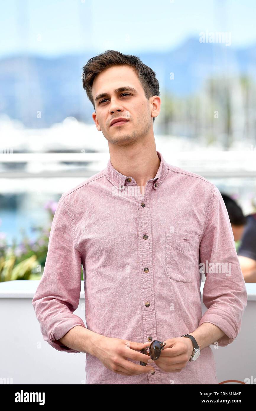 (170519) -- CANNES, May 19, 2017 -- Actor Zsombor Jeger of the film Jupiter s Moon poses for a photocall in Cannes, France, on May 19, 2017. The film Jupiter s Moon directed by Hungarian director Kornel Mundruczo will compete for the Palme d Or on the 70th Cannes Film Festival. )(gl) FRANCE-CANNES-70TH CANNES FILM FESTIVAL-IN COMPETITION-JUPITER S MOON-PHOTOCALL ChenxYichen PUBLICATIONxNOTxINxCHN   Cannes May 19 2017 Actor  Jeger of The Film Jupiter S Moon Poses for a photo call in Cannes France ON May 19 2017 The Film Jupiter S Moon Directed by Hungarian Director Kornel Mundruczo will compete Stock Photo