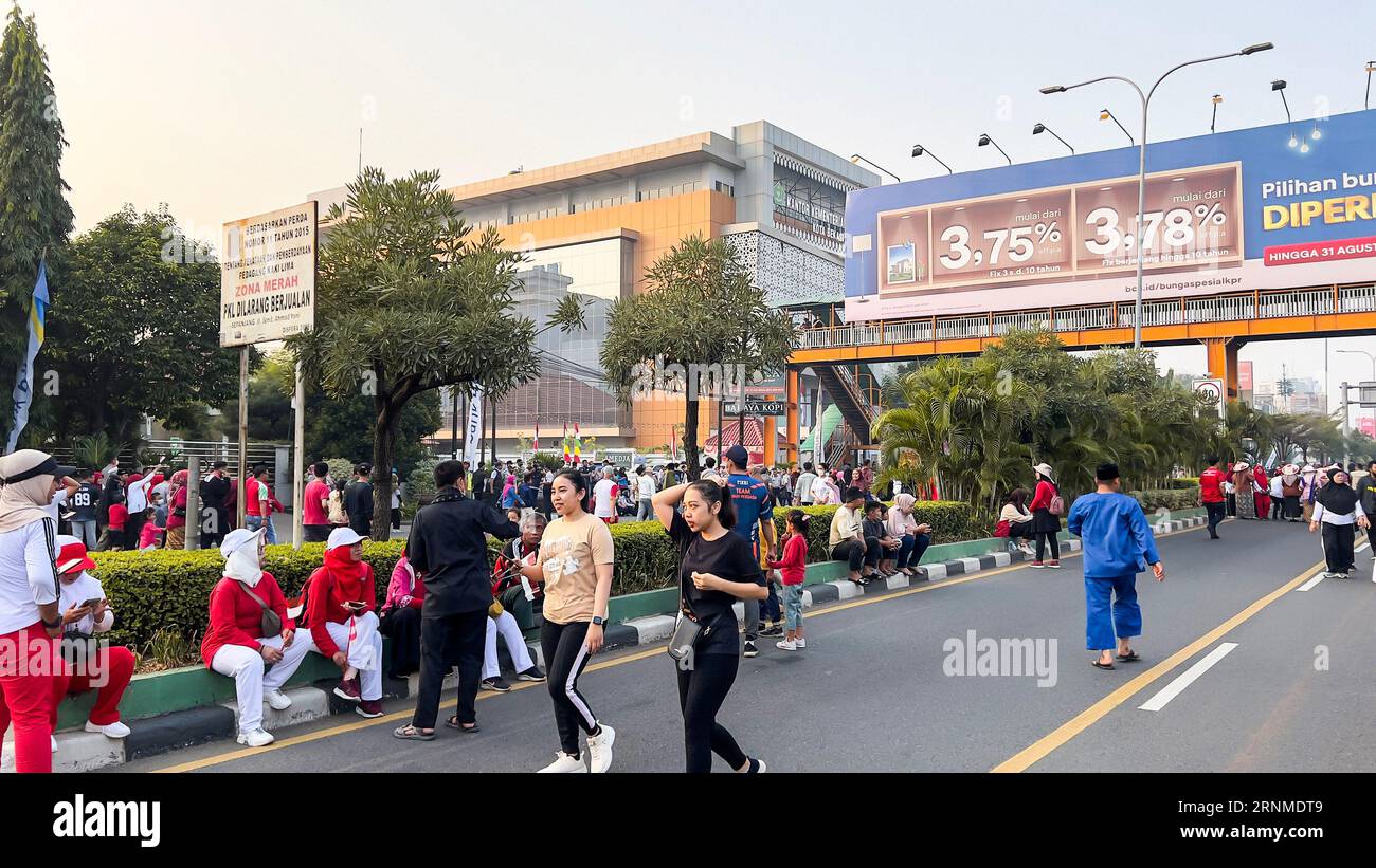 View of the A huge crowd attends the car free day along Ahmad Yani street Bekasi business