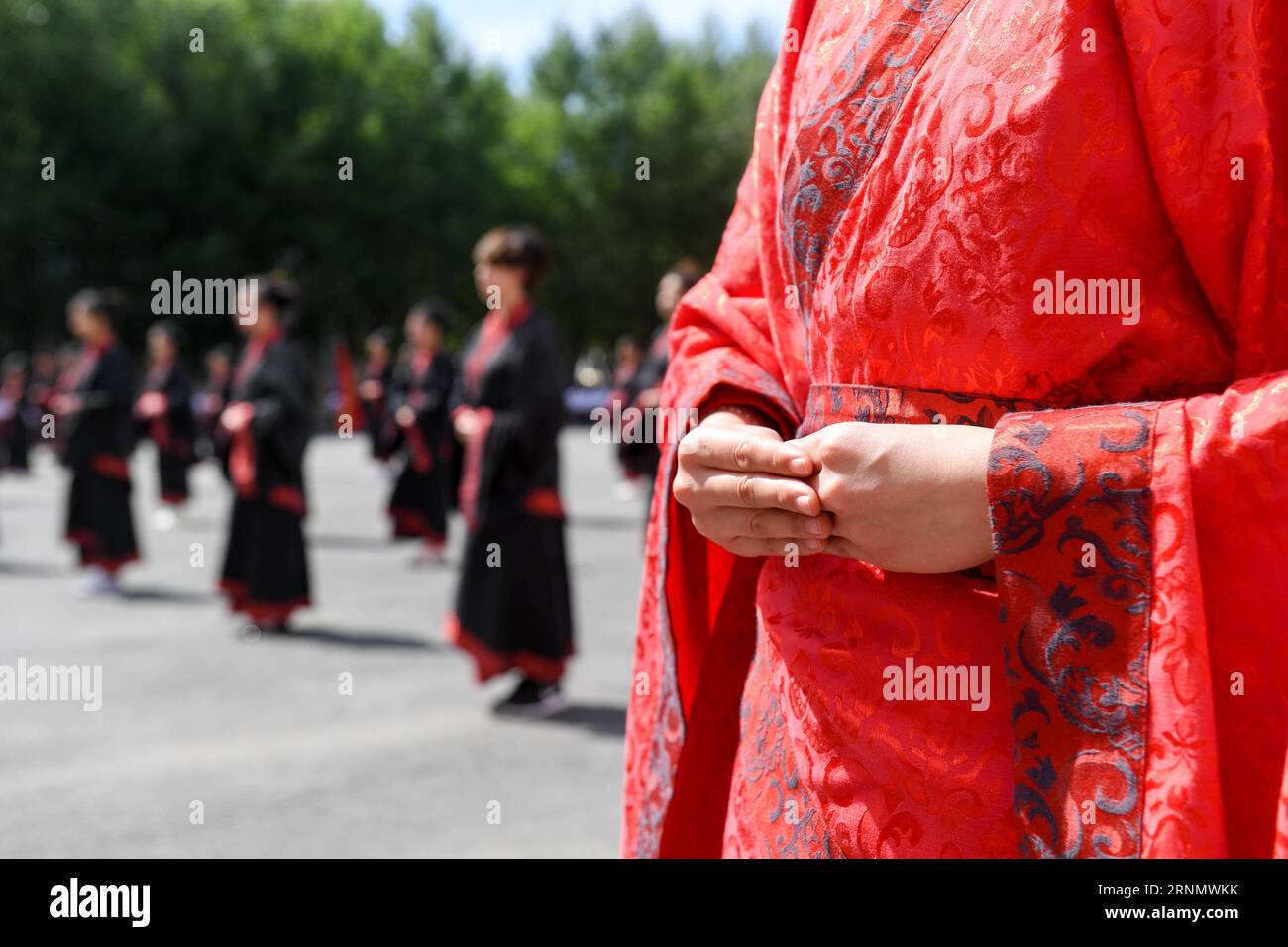 Chinese Hair Pinning Ceremony