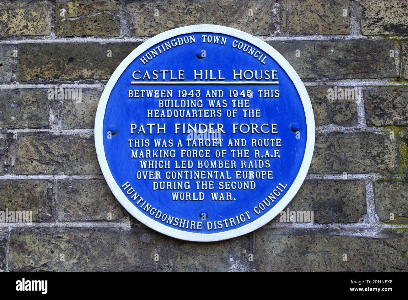 The Path Finder force blue plaque on Castle Hill House, Huntingdon town, Cambridgeshire; England; UK Stock Photo