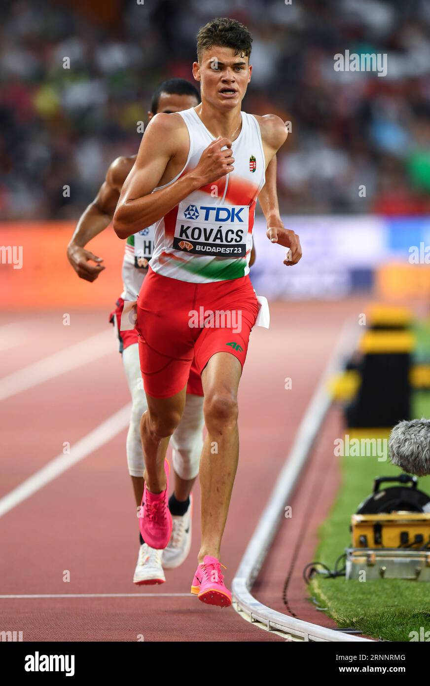 5000m race start line hi-res stock photography and images - Alamy