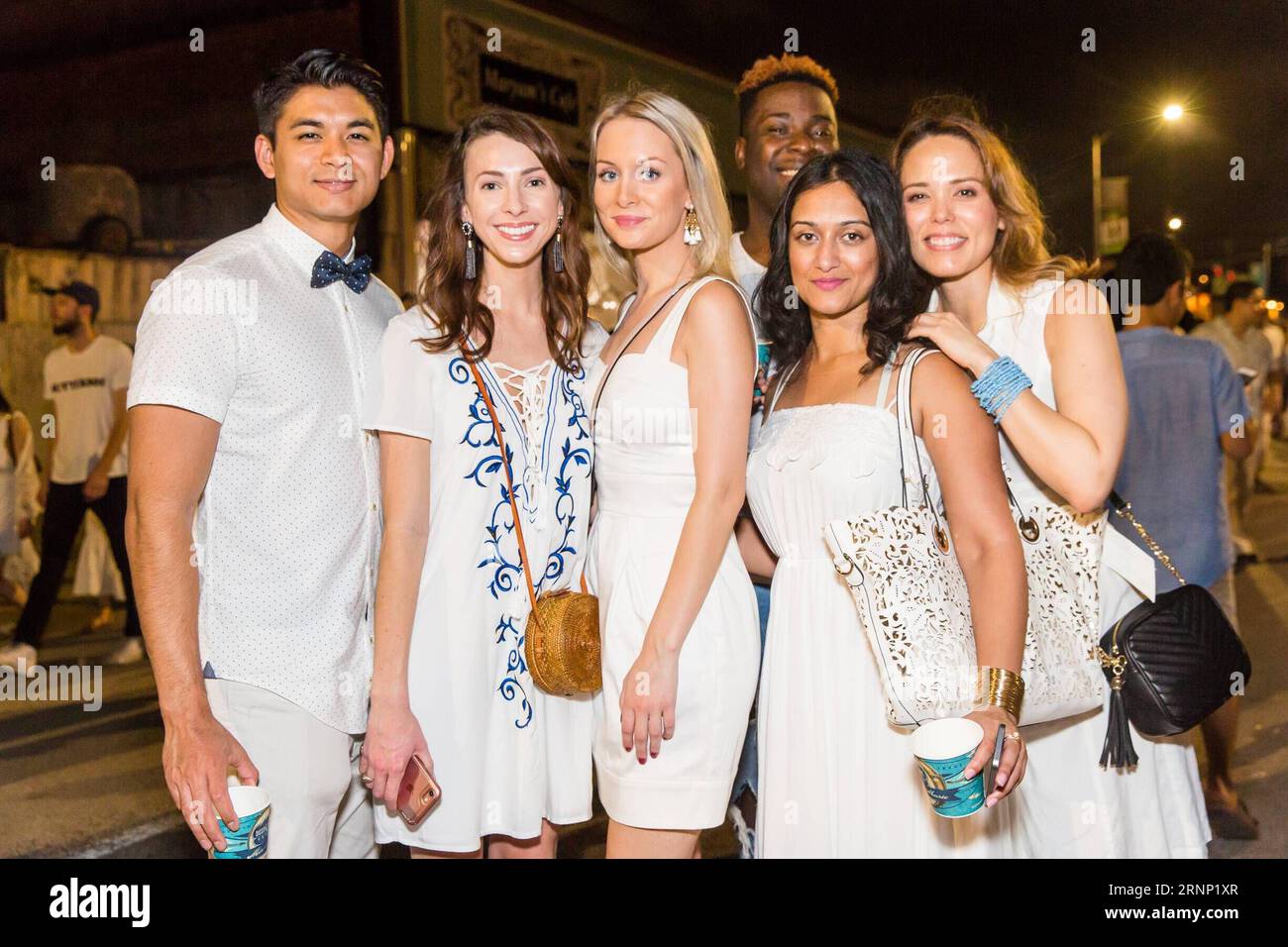 (170806) -- HOUSTON, Aug. 6, 2017 -- Houston people enjoy White Linen Night in the Heights in Houston, the United States, Aug. 5, 2017. ) (lrz) U.S.-HOUSTON-WHITE LINEN NIGHT ScottxJulian PUBLICATIONxNOTxINxCHN   Houston Aug 6 2017 Houston Celebrities Enjoy White Linen Night in The Heights in Houston The United States Aug 5 2017 lrz U S Houston White Linen Night  PUBLICATIONxNOTxINxCHN Stock Photo