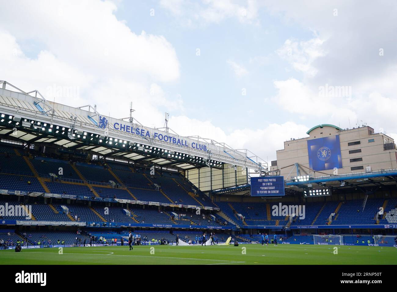 Stamford bridge hi-res stock photography and images - Alamy