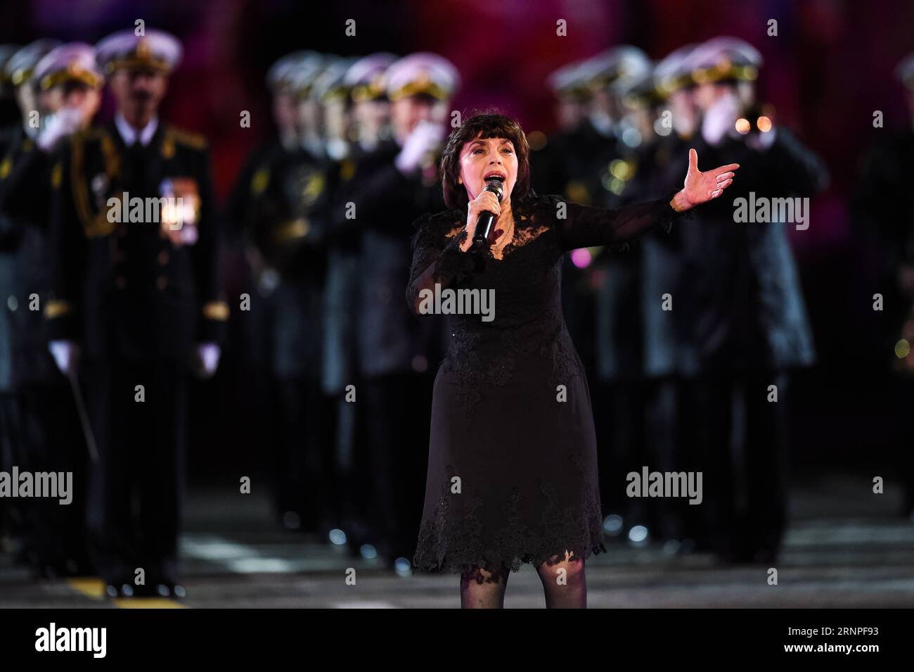 (170827) -- MOSCOW, Aug. 27, 2017 -- French singer Mireille Mathieu performs during the Spasskaya Tower International Military Music Festival in Moscow, Russia, on August 26, 2017. The Spasskaya Tower International Military Music Festival opened on Red Square in Moscow on Saturday. ) (dtf) RUSSIA-MOSCOW-FESTIVAL-SPASSKAYA TOWER EvgenyxSinitsyn PUBLICATIONxNOTxINxCHN   Moscow Aug 27 2017 French Singer Mireille Mathieu performs during The Fun Kaya Tower International Military Music Festival in Moscow Russia ON August 26 2017 The Fun Kaya Tower International Military Music Festival opened ON Red Stock Photo