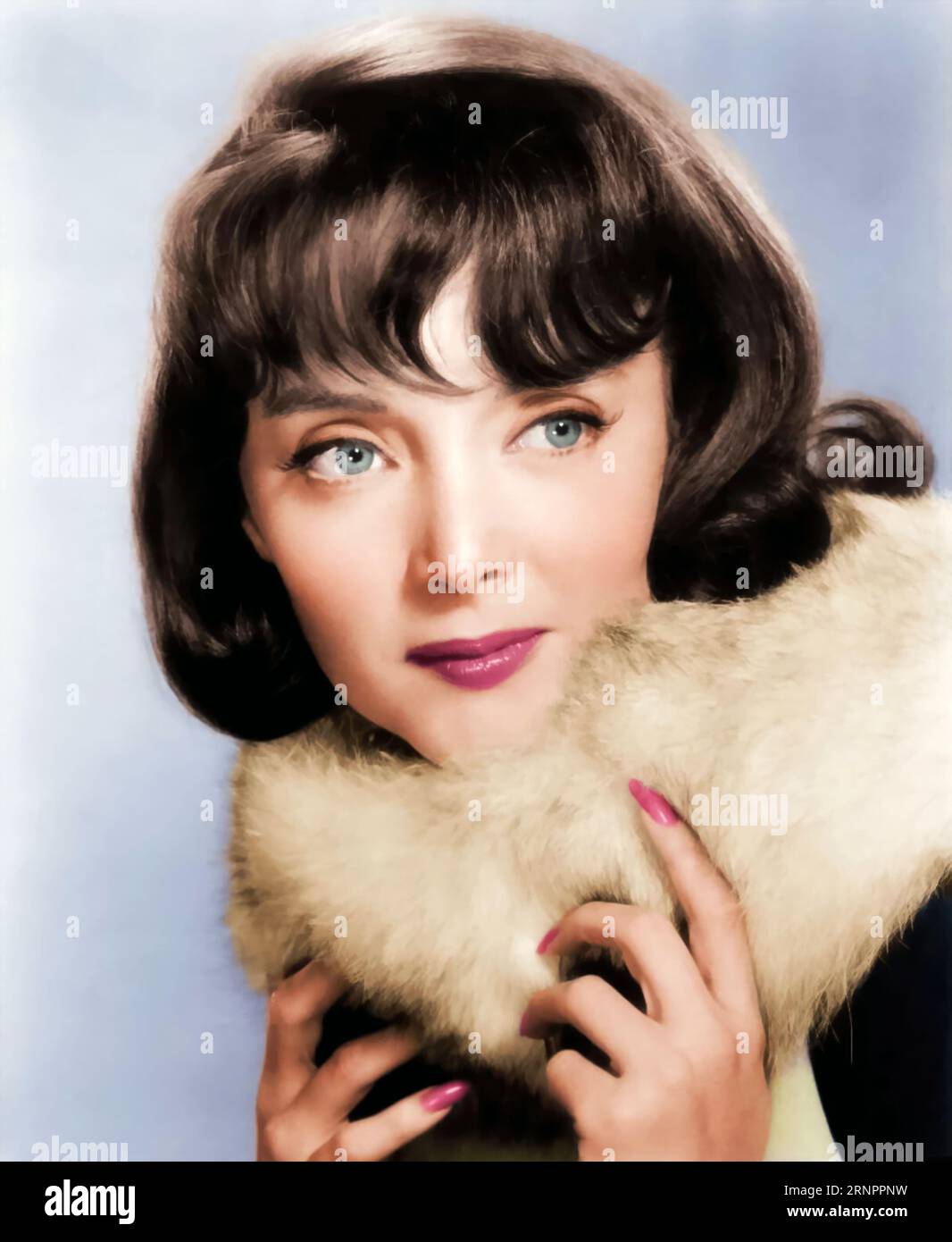 CAROLYN JONES. 1956. Stock Photo