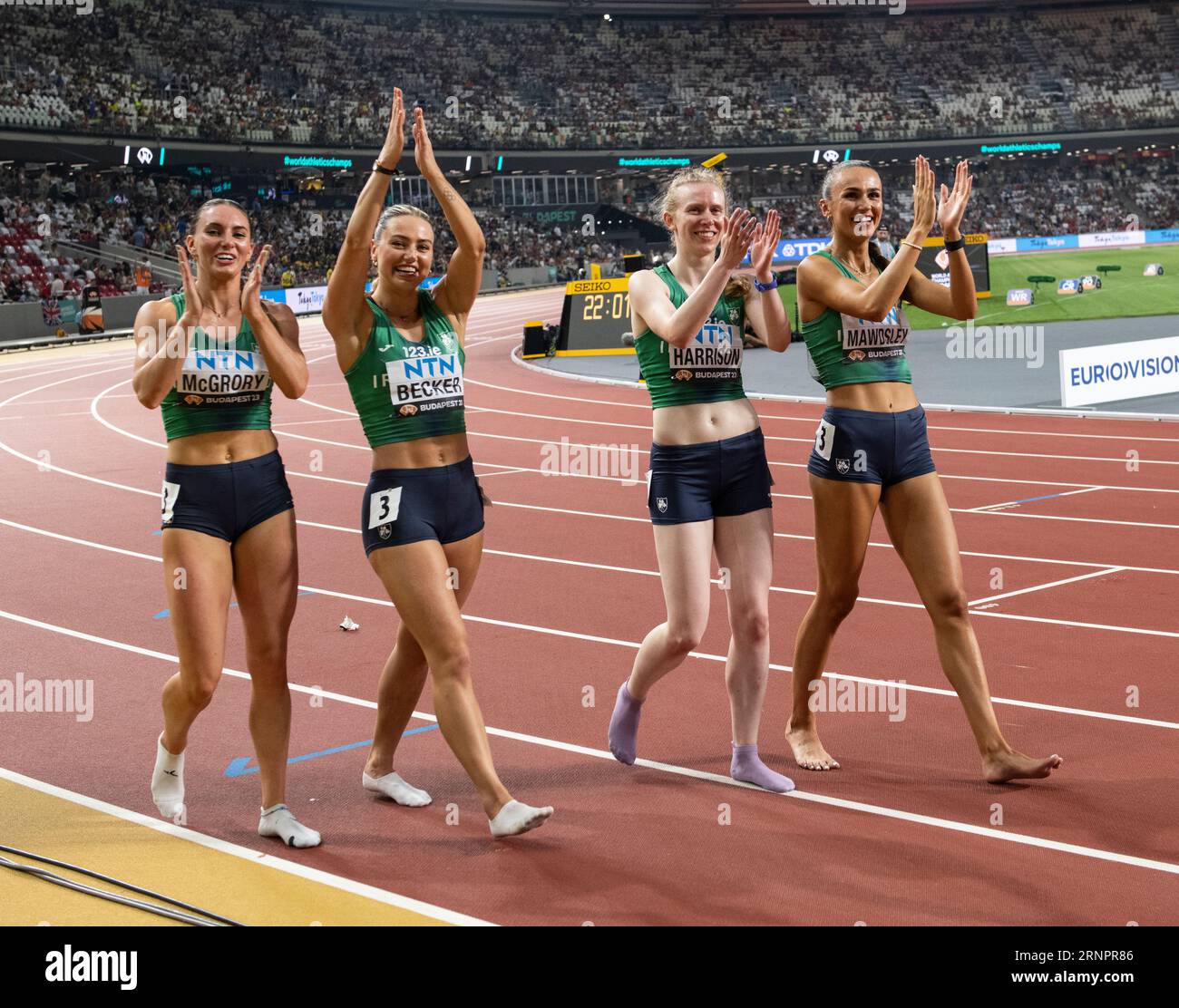 Róisin Harrison, Sophie Becker, Kelly McGrory and Sharlen Mawdsley of Ireland competing in the women’s 4x400m relay final on day 9 of the World Athlet Stock Photo