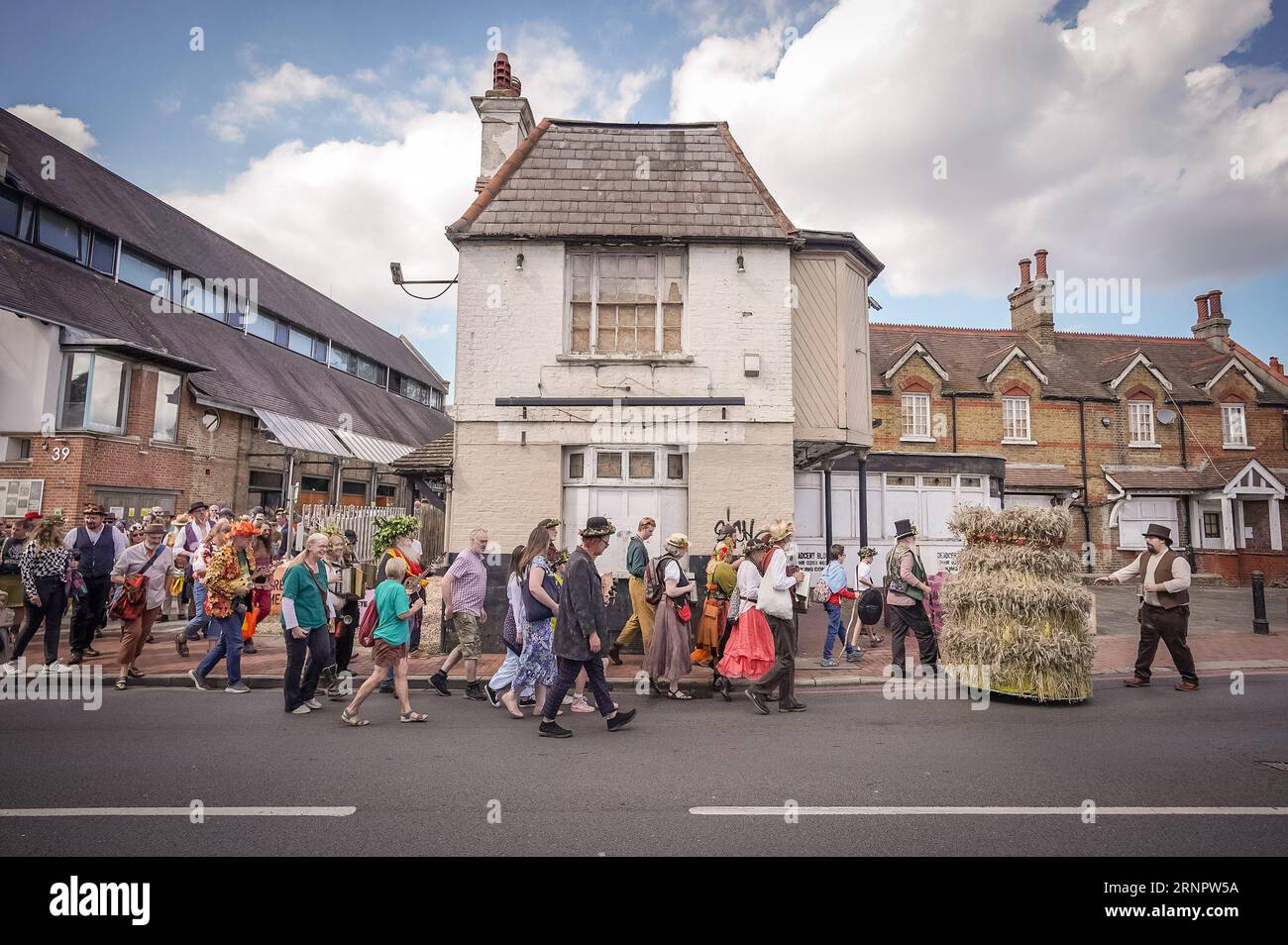 Carshalton, Surrey, UK. 2nd September 2023. Straw Jack harvest