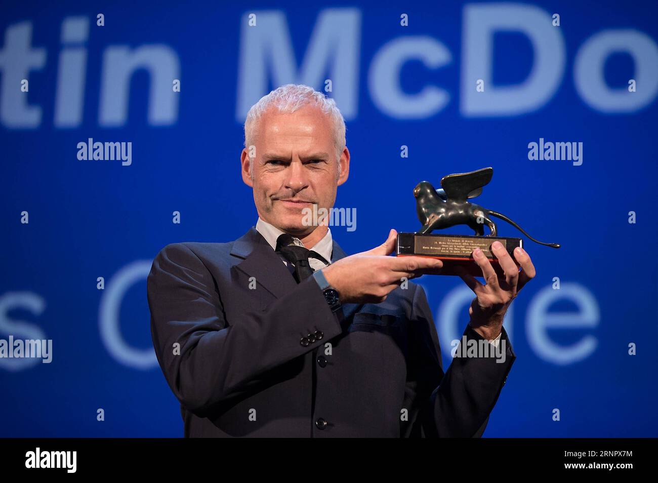 Filmfest Venedig - Die Preisträger (170910) -- VENICE, Sept. 10, 2017 -- Martin McDonagh holds the Award for Best Screenplay for the movie Three Billboards Outside Ebbing, Missouri during the award ceremony at the 74th Venice Film Festival, at the Lido of Venice, Italy, Sept. 9, 2017. The 74th Venice Film Festival concluded here on Saturday evening. ) ITALY-VENICE-74TH FILM FESTIVAL-AWARD JinxYu PUBLICATIONxNOTxINxCHN Stock Photo