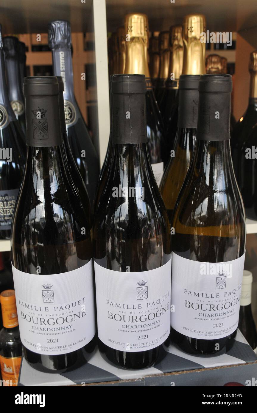 Famille Paquet Bourgogne Hi res Stock Photography And Images Alamy Famille Paquet Bourgogne Hi res Stock Photography And Images Alamy