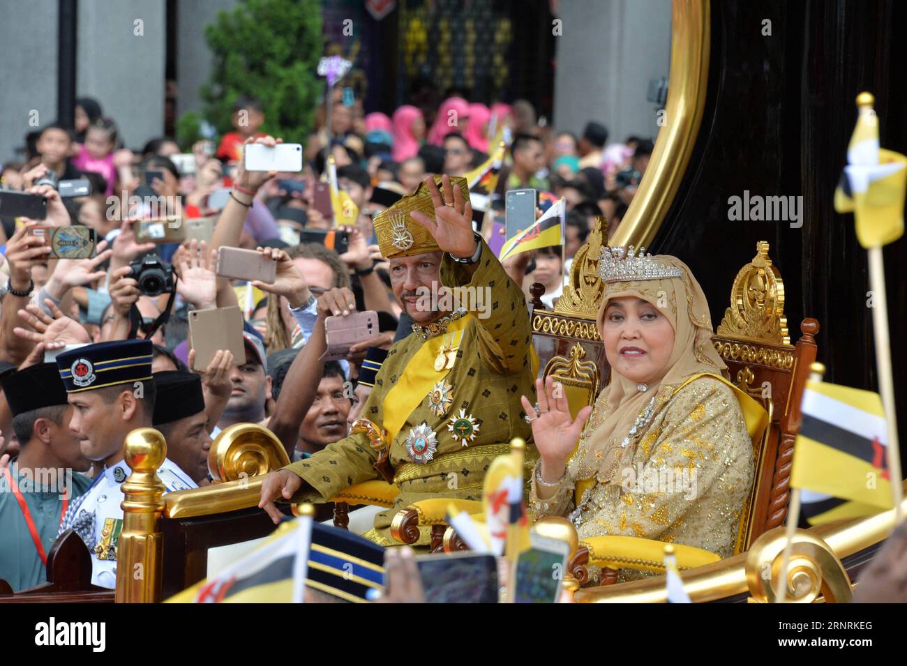 Sultan brunei hassanal bolkiah waves hi-res stock photography and