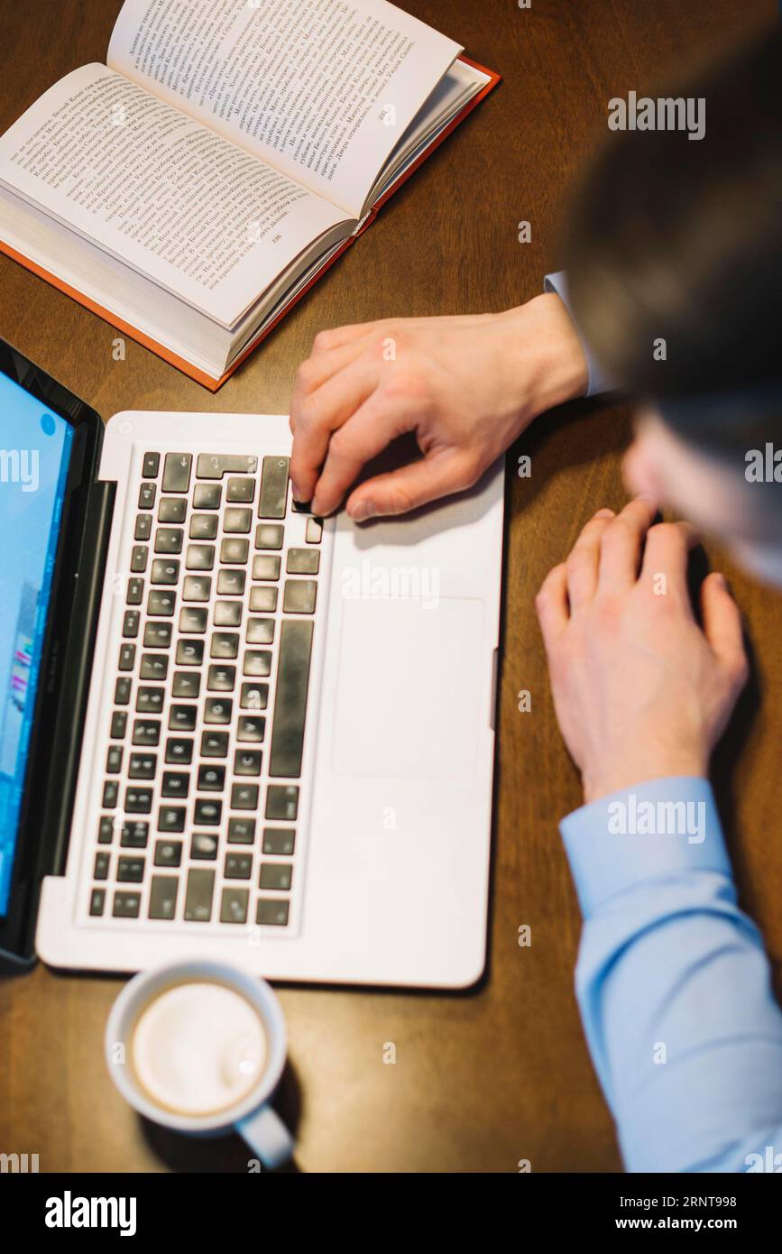 Laptop japanese hi-res stock photography and images - Alamy