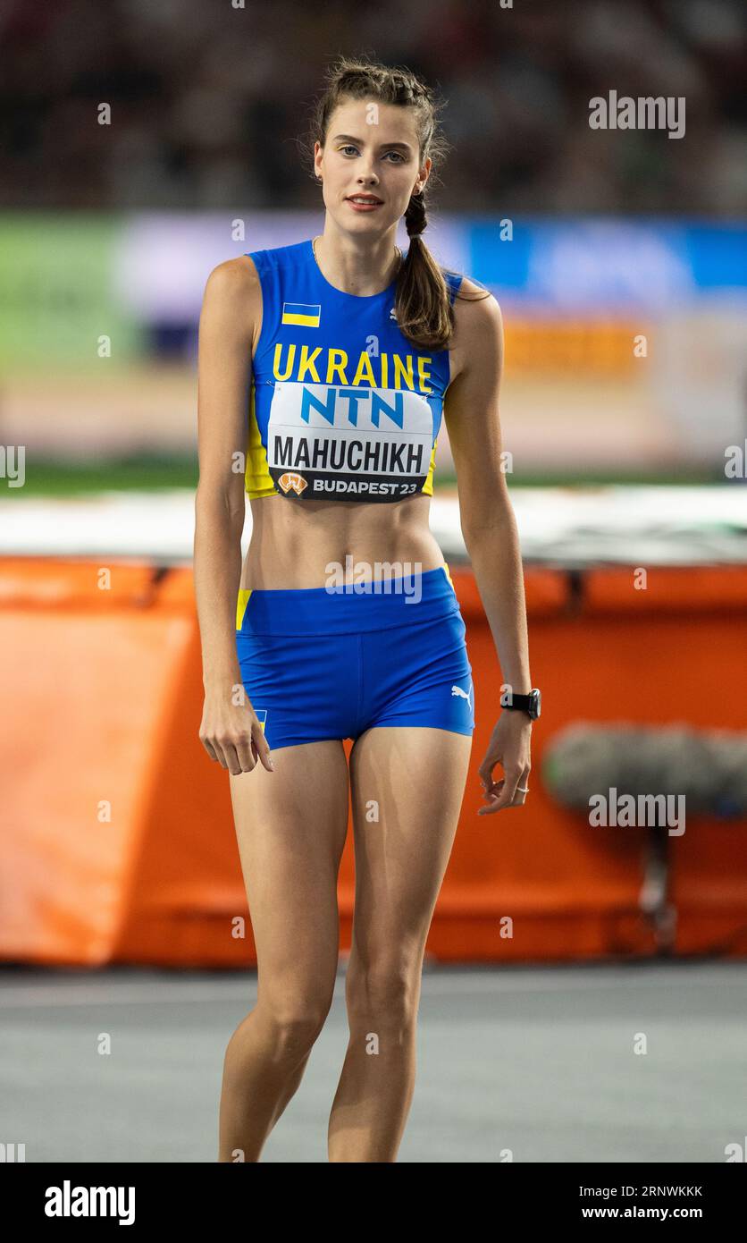 yaroslava Yaroslava Mahuchikh of Ukraine competing in the women's high jump final on  day nine at the World Athletics Championships at the National Athletics Cen  Stock Photo - Alamy