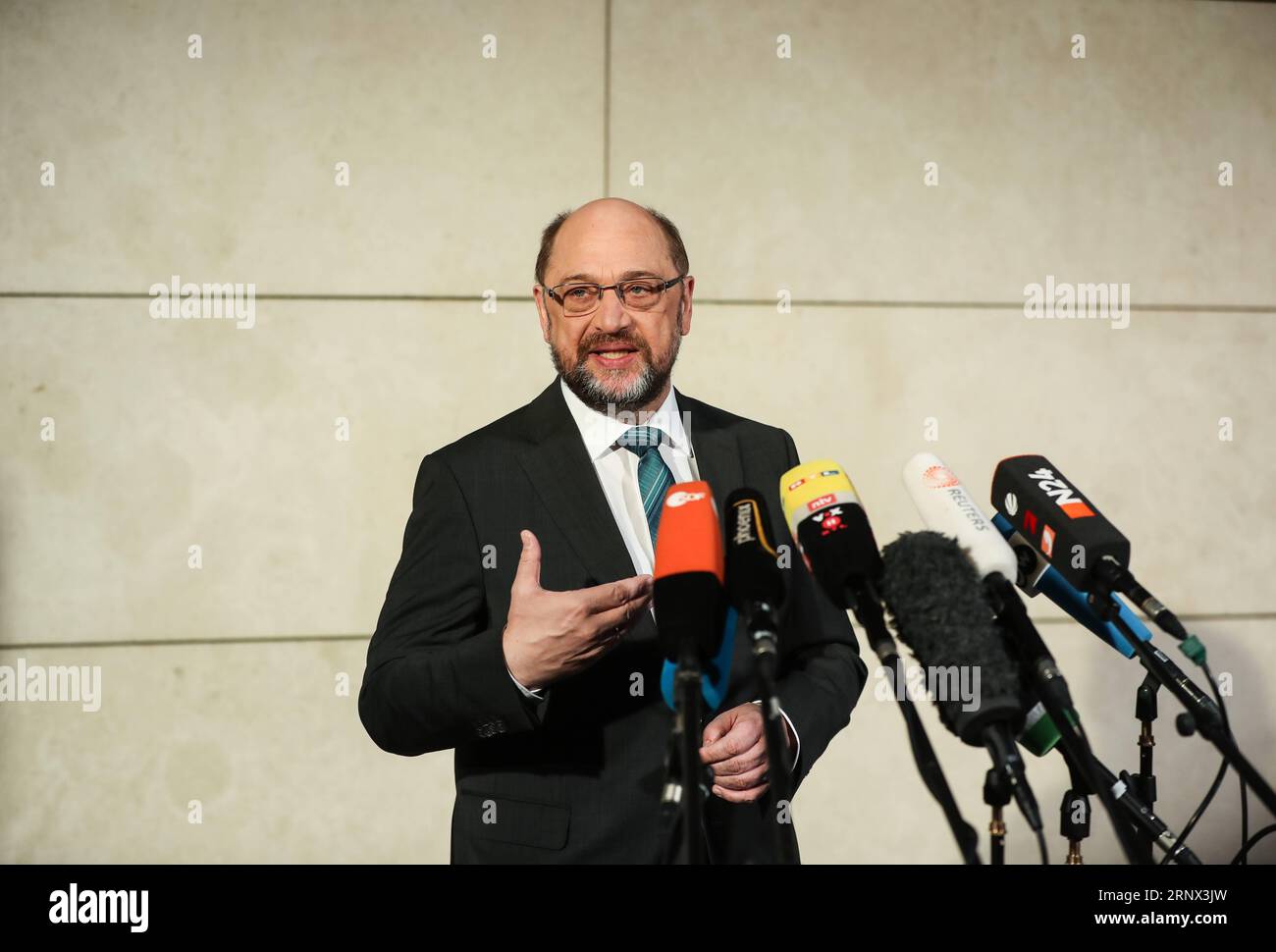 (180111) -- BERLIN, Jan. 11, 2018 -- Leader of German Social Democratic Party (SPD) Martin Schulz speaks before the exploratory talks for a new coalition government between Christian Democratic Union (CDU), Christian Social Union (CSU) and SPD at the headquarters of SPD in Berlin, capital of Germany, on Jan. 11, 2018. )(srb) GERMANY-BERLIN-COALITION GOVERNMENT-EXPLORATORY TALKS ShanxYuqi PUBLICATIONxNOTxINxCHN Stock Photo