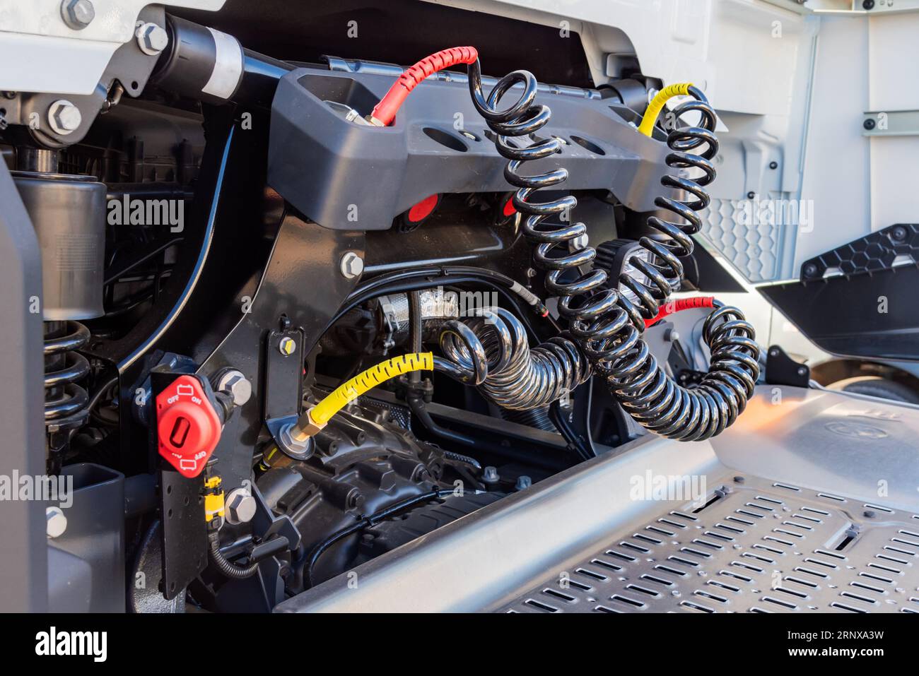 Truck air hoses to connect the air pressure to the semitrailer, red