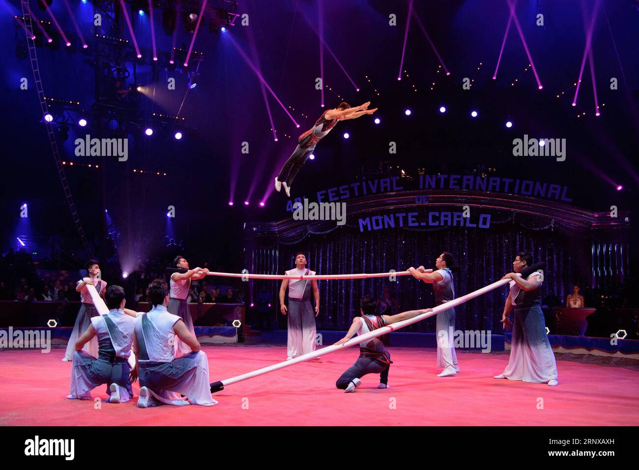 (180120) -- FONTVIEILLE, Jan. 20, 2018 -- Artists of the Shanghai Acrobatic Troupe of China perform Russian Bars during the 42nd Monte-Carlo International Circus Festival in Fontvieille, Monaco on Jan. 18, 2018. The 11-day circus festival opened on Thursday. ) (zxj) MONACO-FONTVIEILLE-42ND MONTE-CARLO INTERNATIONAL CIRCUS FESTIVAL ChenxYichen PUBLICATIONxNOTxINxCHN Stock Photo