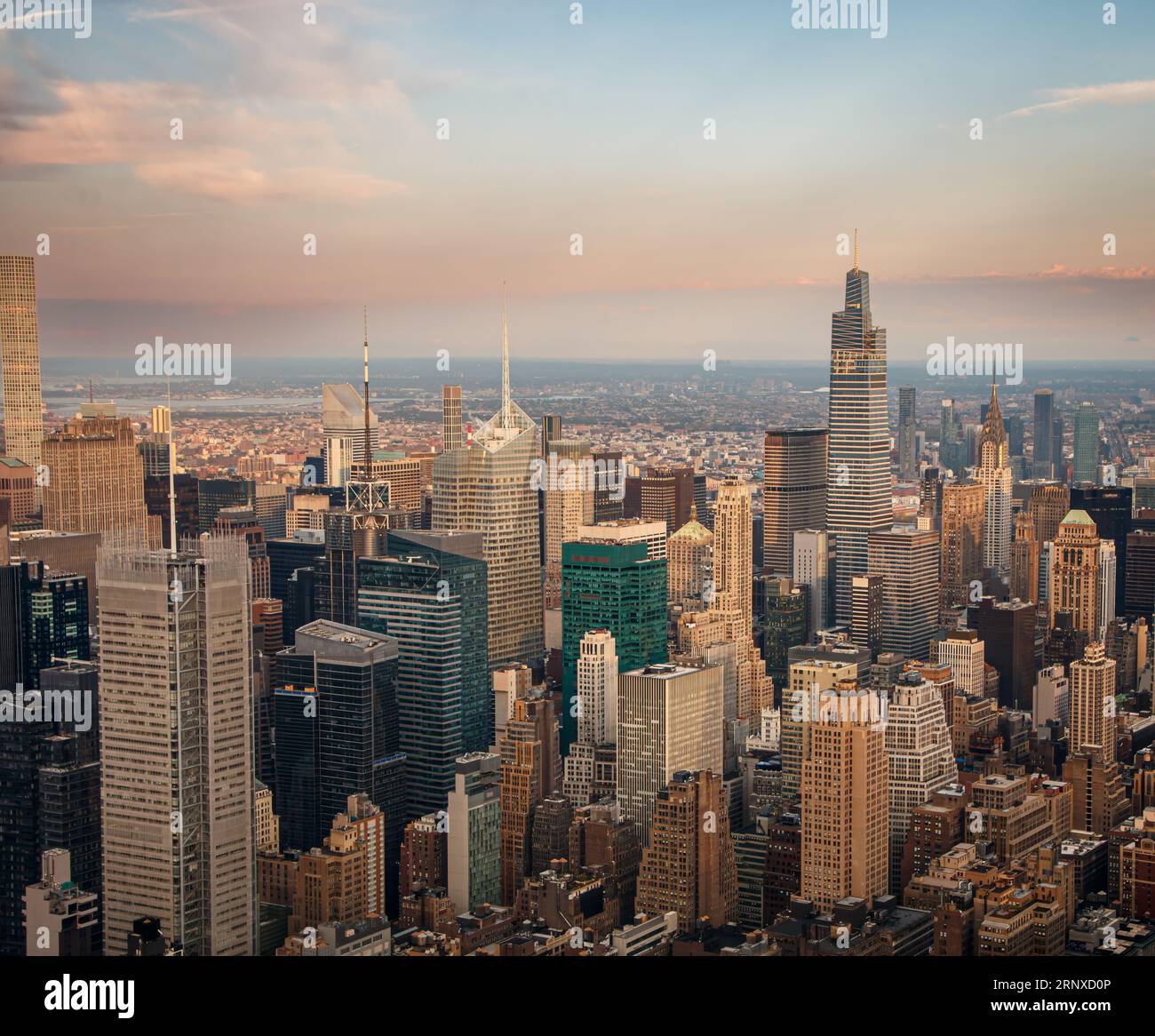 Arial view midtown manhattan hi-res stock photography and images - Alamy