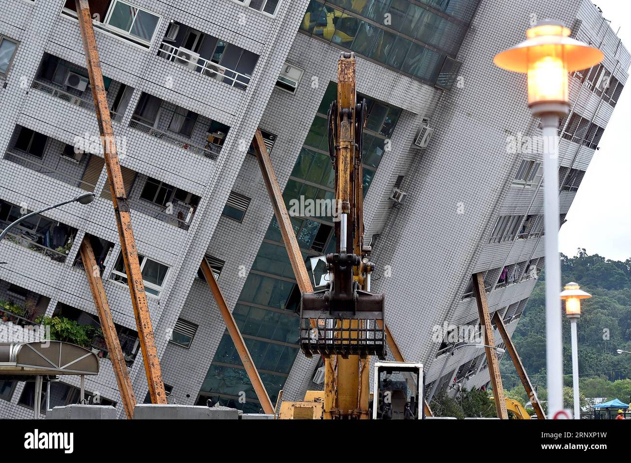 Hualien earthquake hi-res stock photography and images - Alamy