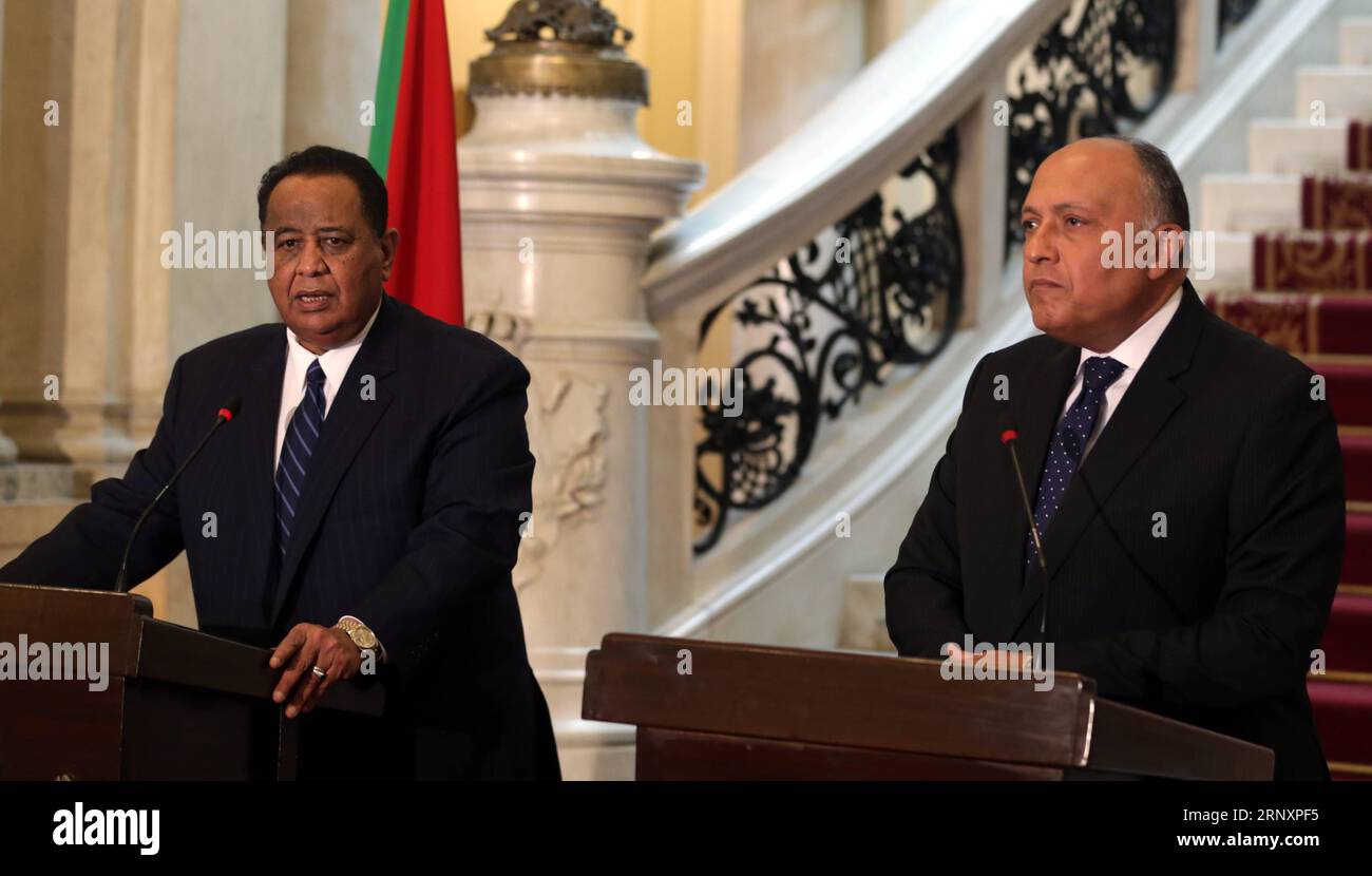 (180208) -- BEIJING , Feb. 08, 2018 -- Egyptian Foreign Minister Sameh Shoukry (R) and his Sudanese counterpart Ibrahim Ghandour attend a press conference after their meeting at Tahrir Palace in Cairo, Egypt on Feb. 8, 2018. /Khaled ELFIQI)(zf) EGYPT-CAIRO-SUDAN-DIPLOMACY POOL PUBLICATIONxNOTxINxCHN Stock Photo
