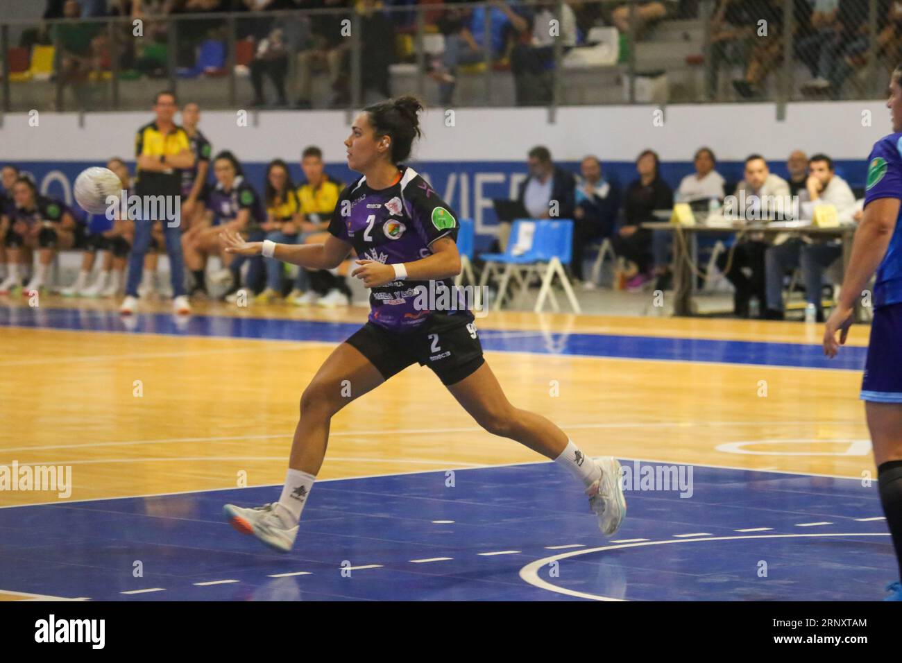 Oviedo, Spain. 02nd Sep, 2023. The player of Caja Rural Aula Valladolid, Elba Alvarez (2) passes the ball during the first day of the Liga Guerreras Iberdrola between Lobas Global Atac Oviedo and Caja Rural Aula Valladolid, on 02 September 2023, at the Florida Arena Municipal Sports Center, in Oviedo, Spain. (Photo by Alberto Brevers/Pacific Press) Credit: Pacific Press Media Production Corp./Alamy Live News Stock Photo