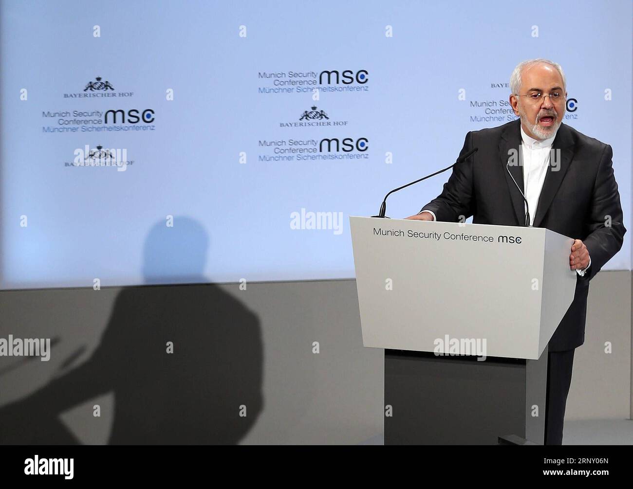 (180218) -- MUNICH, Feb. 18, 2018 -- Iranian Foreign Minister Javad Zarif speaks during the 54th Munich Security Conference in Munich, Germany, on Feb. 18, 2018. Israeli Prime Minister Benjamin Netanyahu and Iranian Foreign Minister Javad Zarif bickered on Sunday here at the 54th Munich Security Conference. ) (swt) GERMANY-MUNICH-MSC-IRAN-ISRAEL-BICKER LuoxHuanhuan PUBLICATIONxNOTxINxCHN Stock Photo