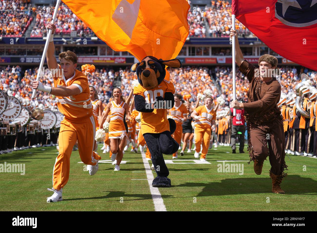 September 2, 2023: Tennessee Volunteers mascot takes the field before the NCAA football game between the University of Tennessee Volunteers and the University of Virginia Cavaliers at Nissan Stadium in Nashville TN Tim Gangloff/CSM Stock Photo