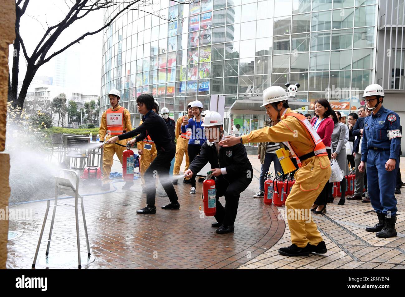 Japan earthquake drill hi-res stock photography and images - Alamy